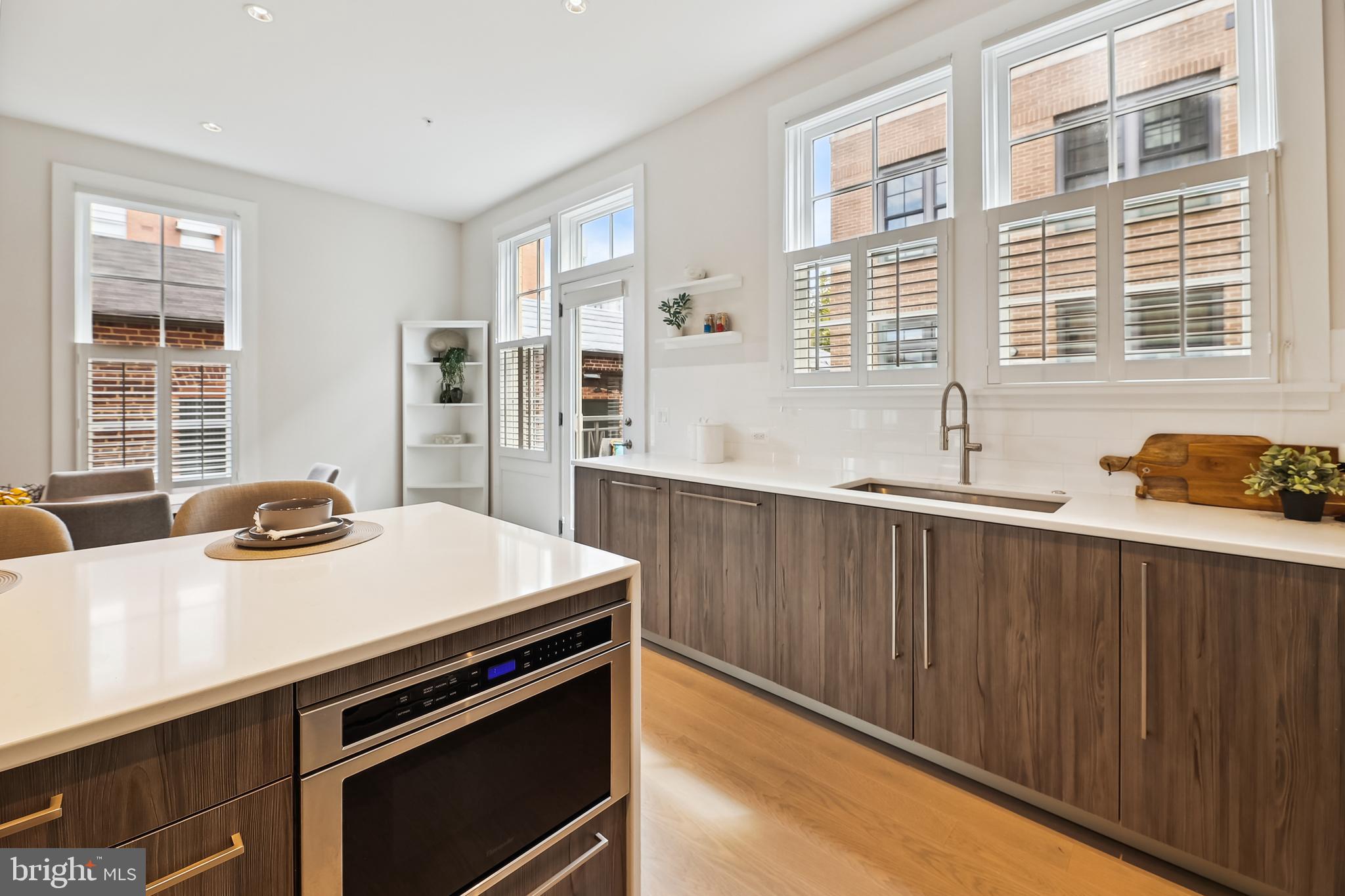 ROBINSON LANDING - Residential