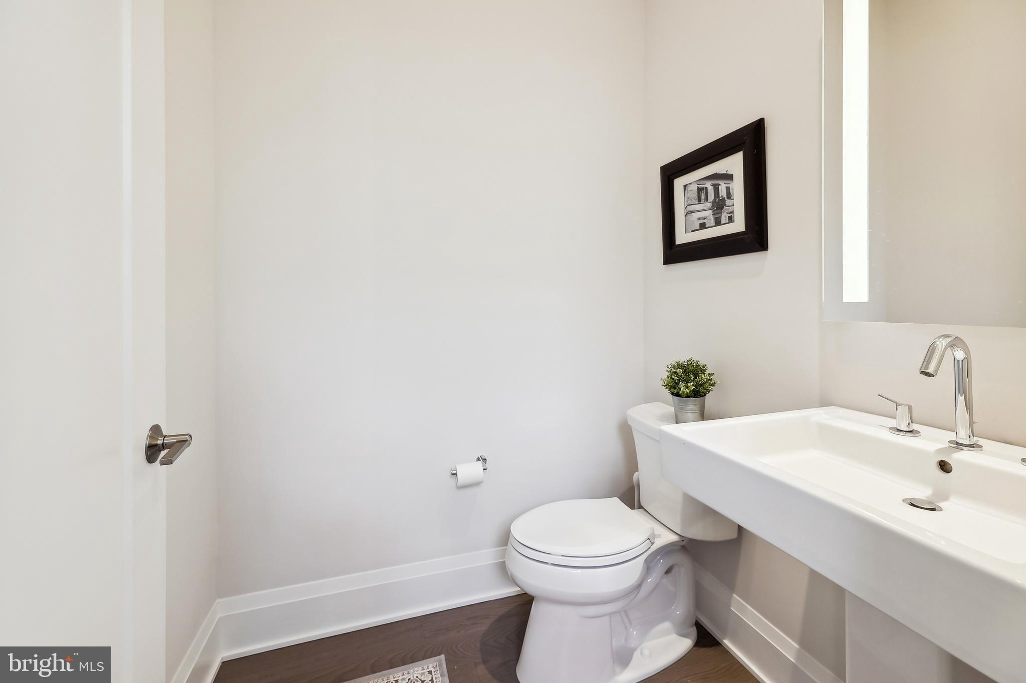 ROBINSON LANDING - Residential