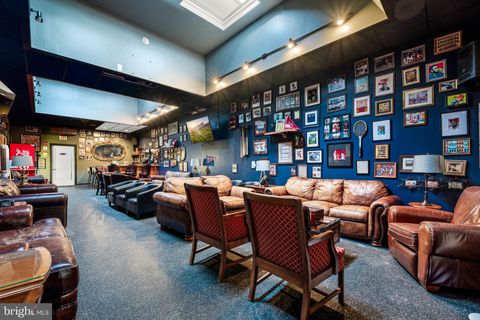 211 E HIGH STREET POTTSTOWN PA 19464