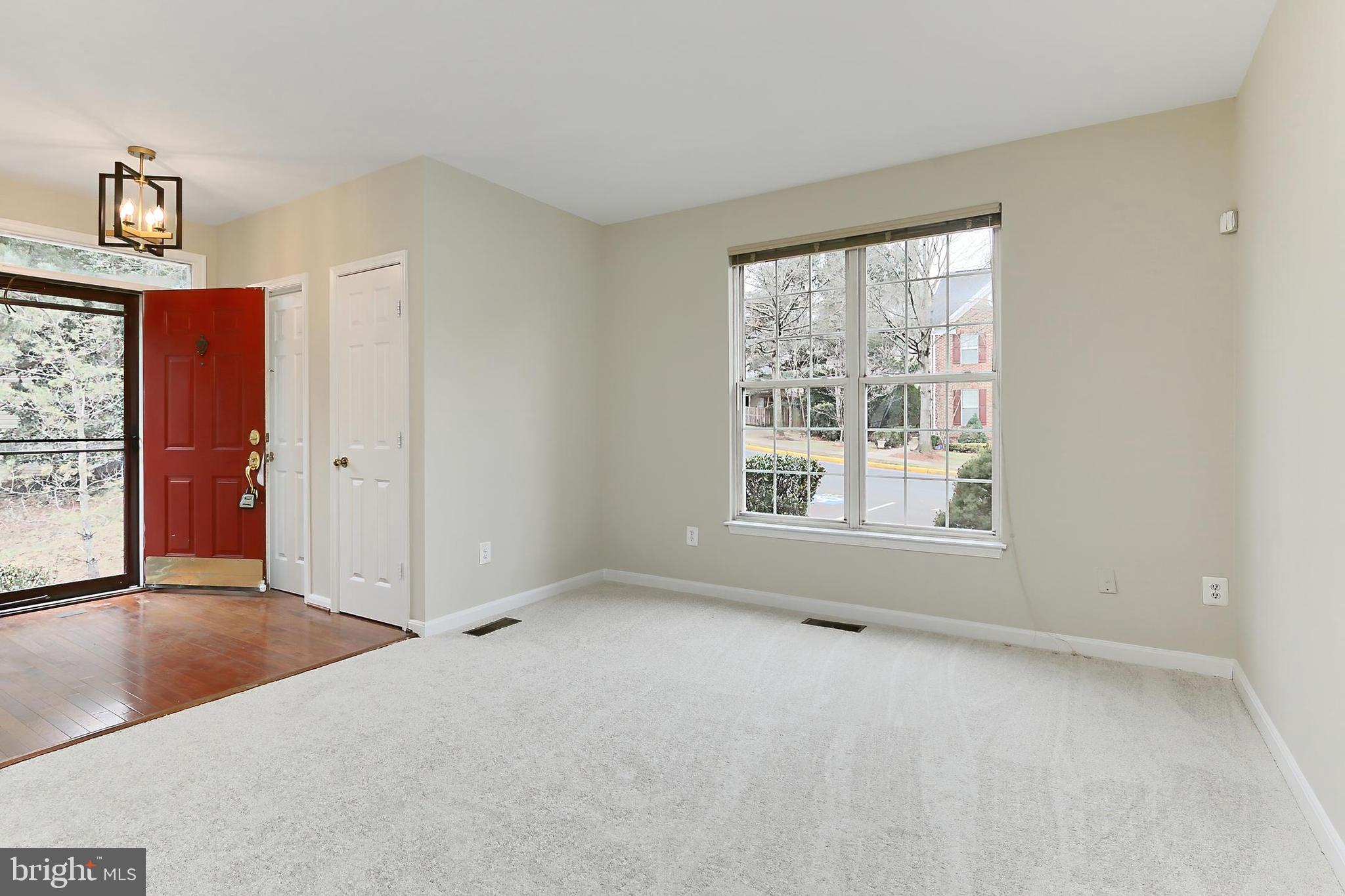 CASCADES/POTOMAC - Residential