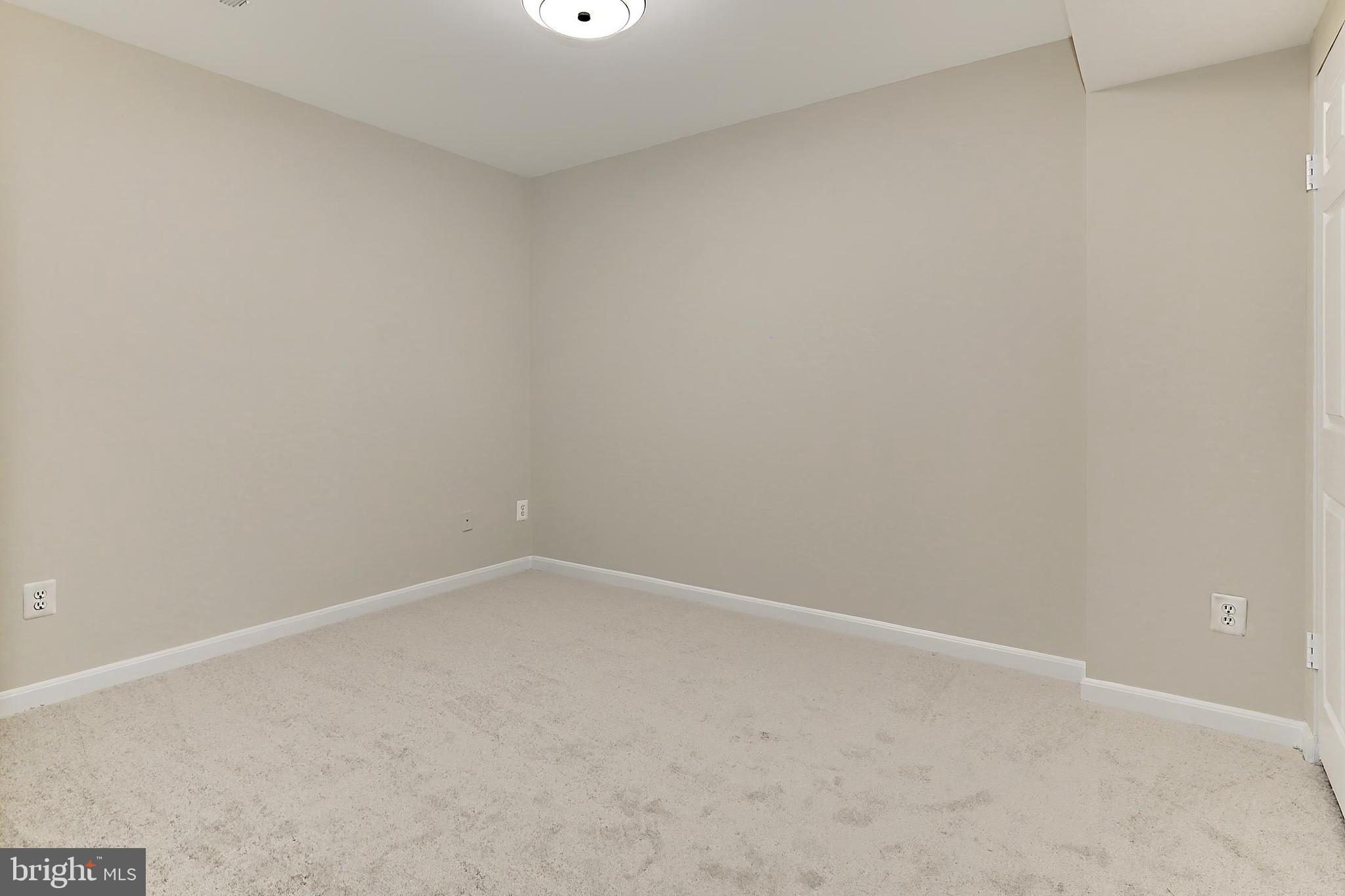 CASCADES/POTOMAC - Residential