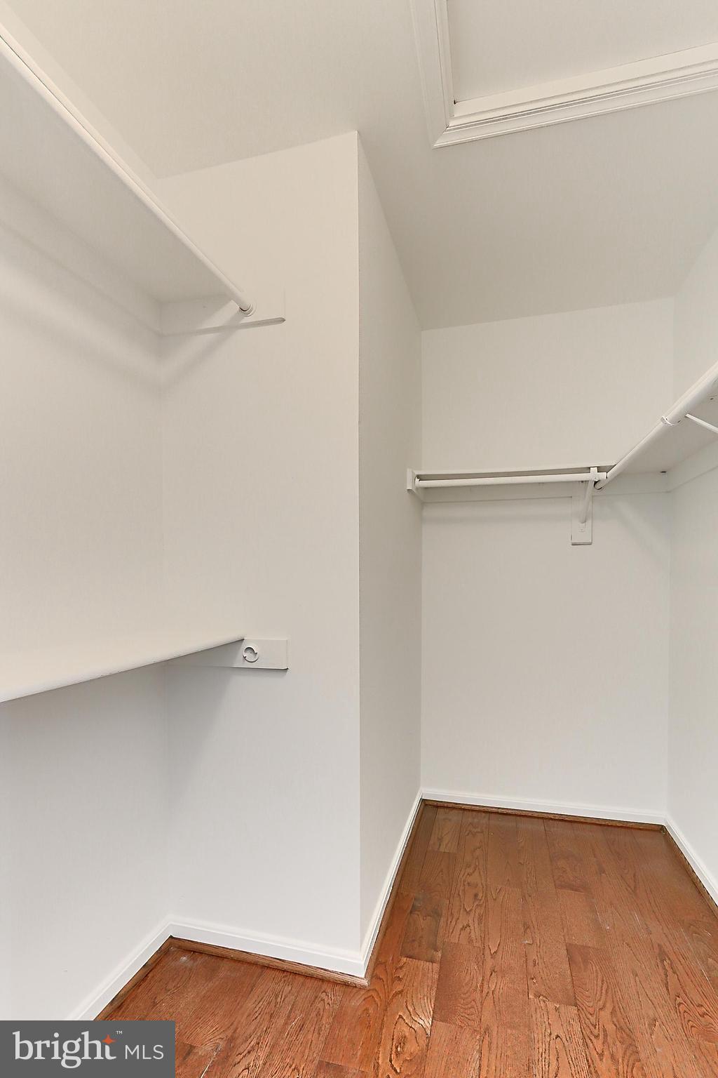 CASCADES/POTOMAC - Residential