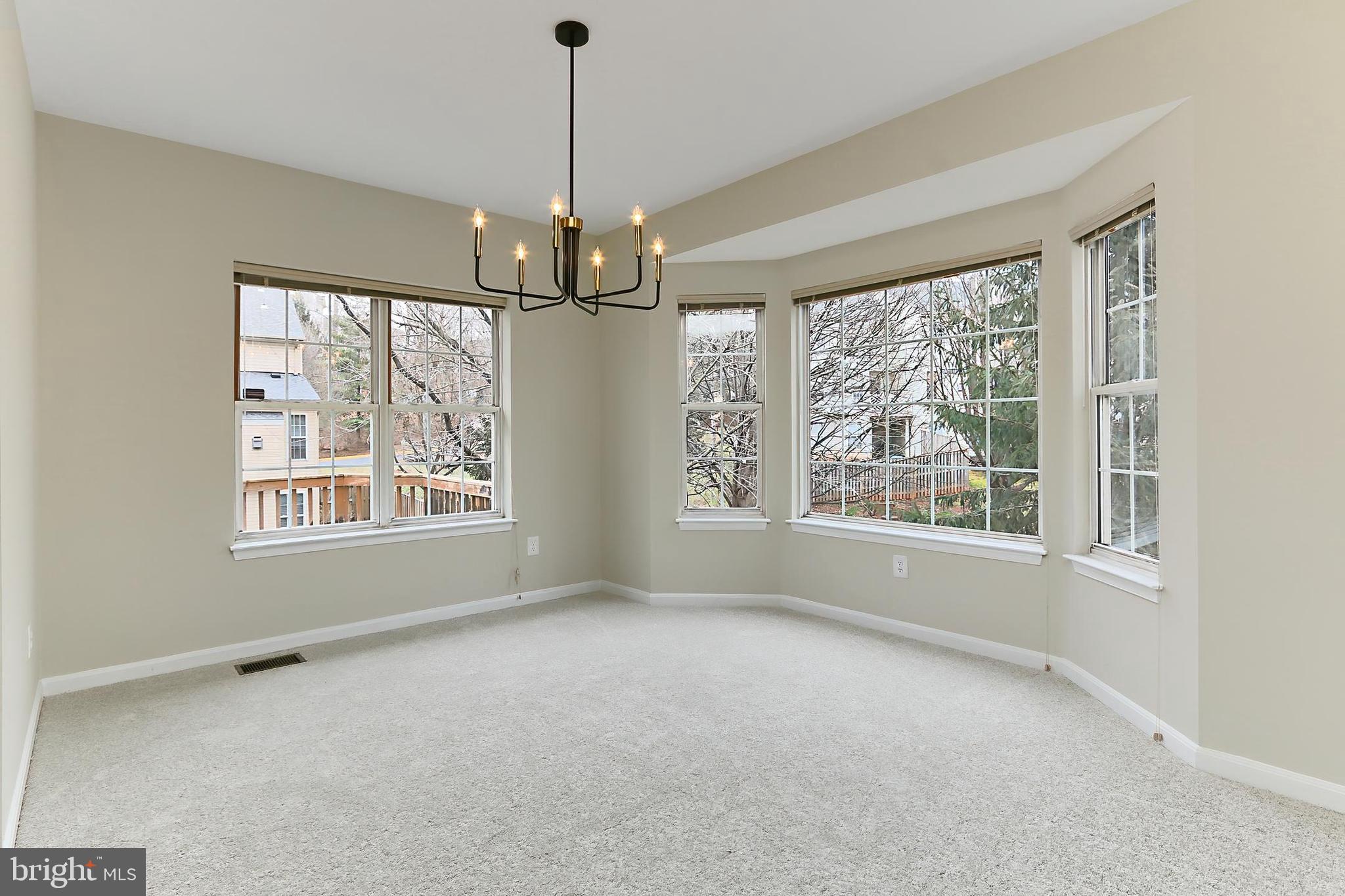 CASCADES/POTOMAC - Residential