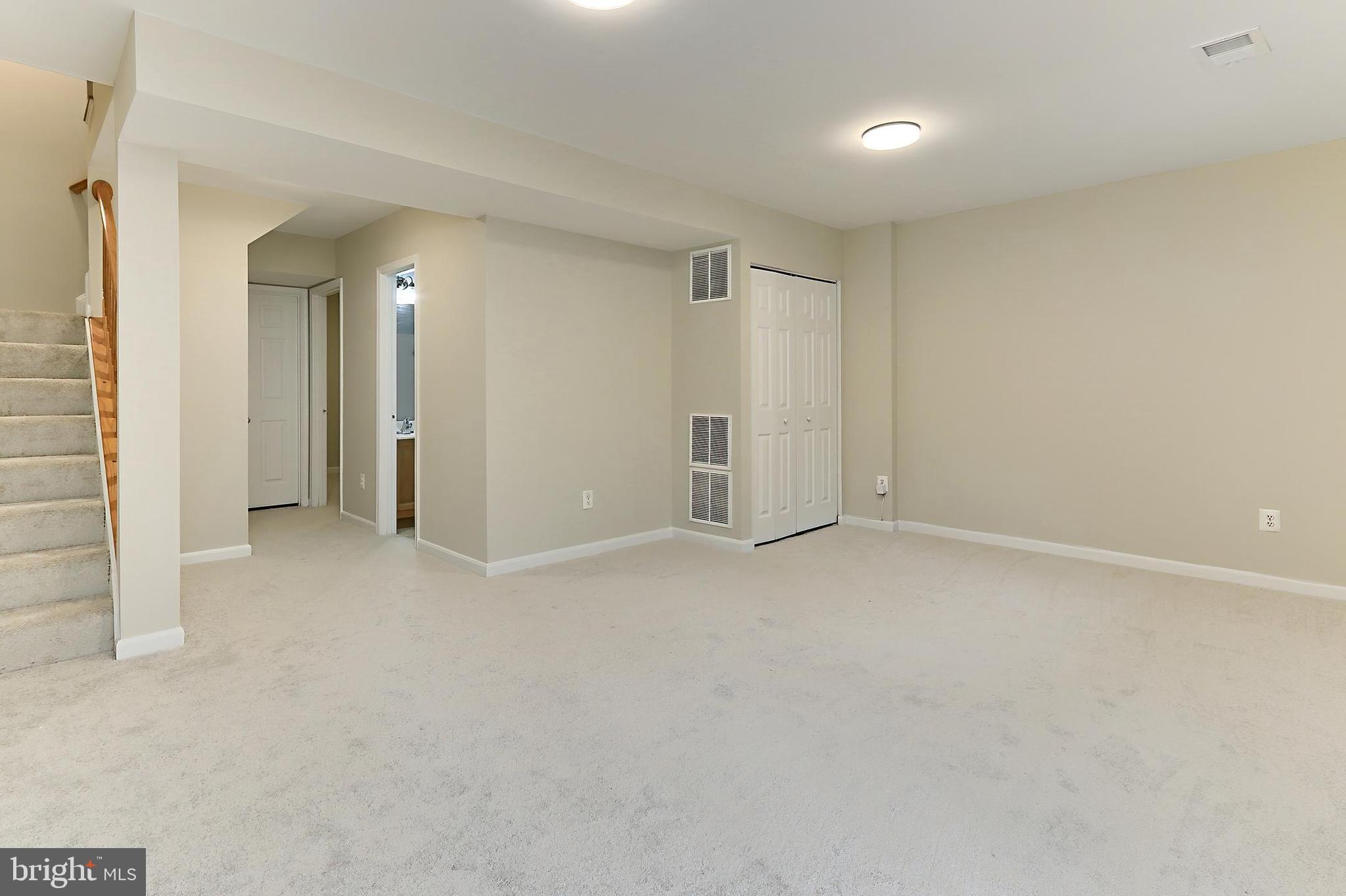 CASCADES/POTOMAC - Residential