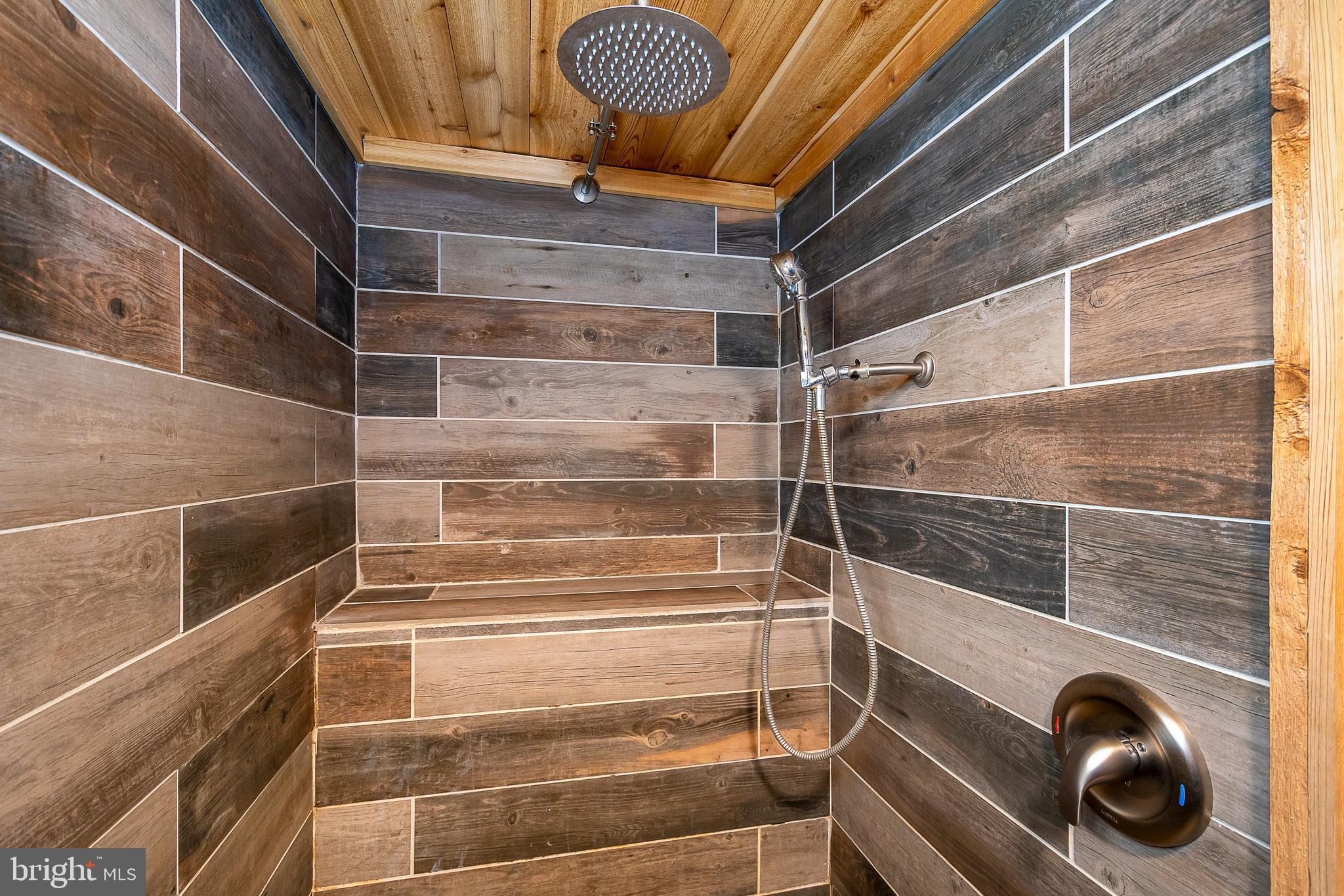 PARADISE GARDENS - Residential