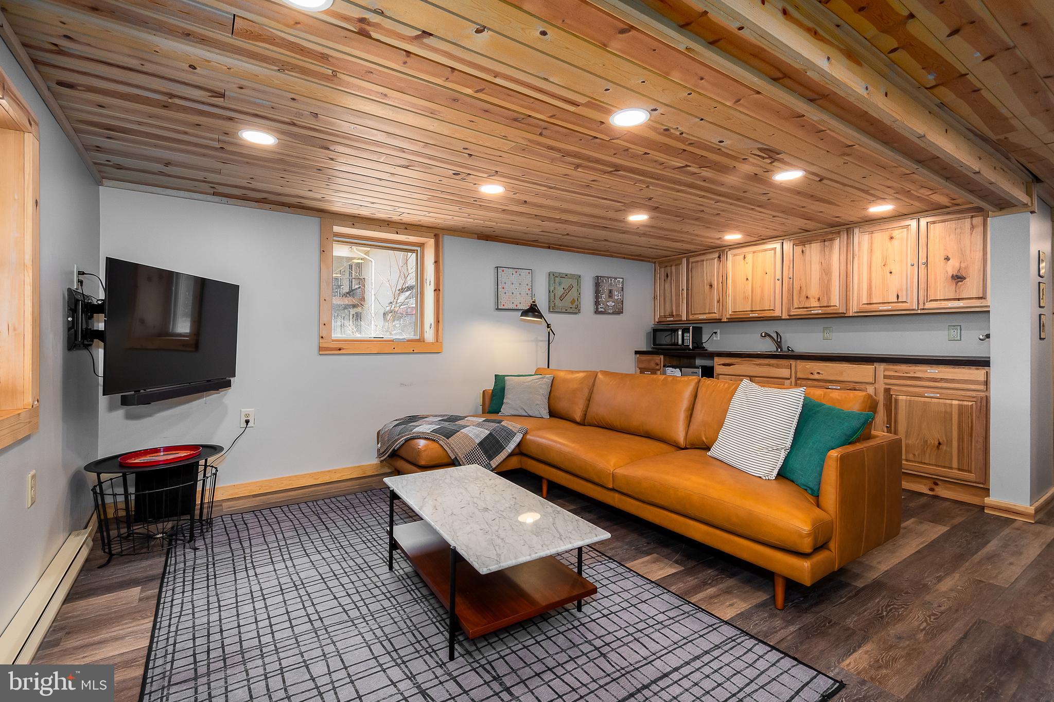 PARADISE GARDENS - Residential