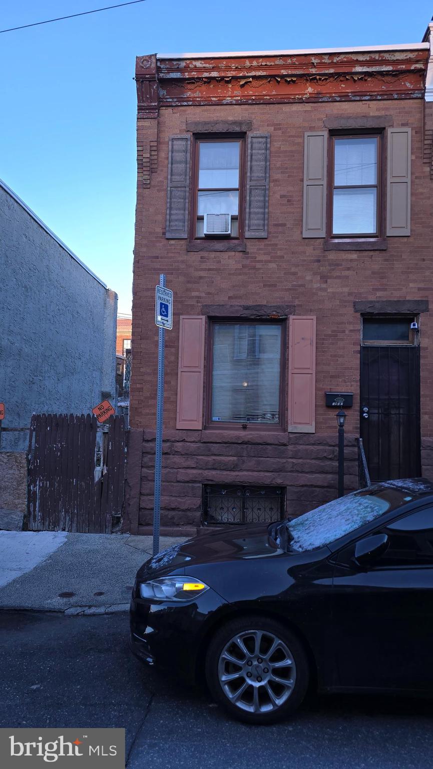 PORT RICHMOND - Residential