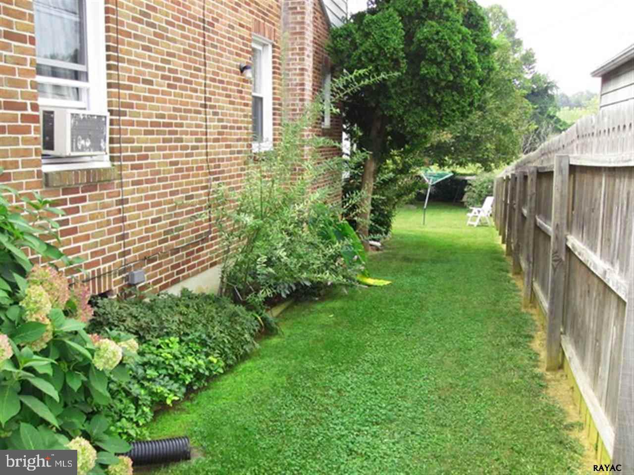 EAST YORK - Residential