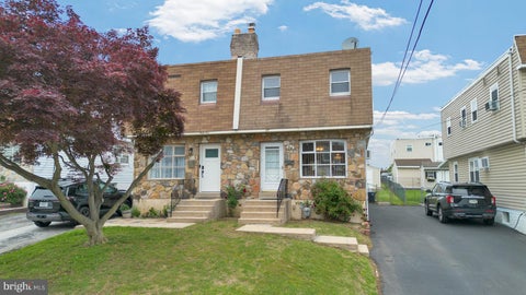 Townhouse For Sale - 47 Walnut Street<br/> CLIFTON HEIGHTS, PA 19018
