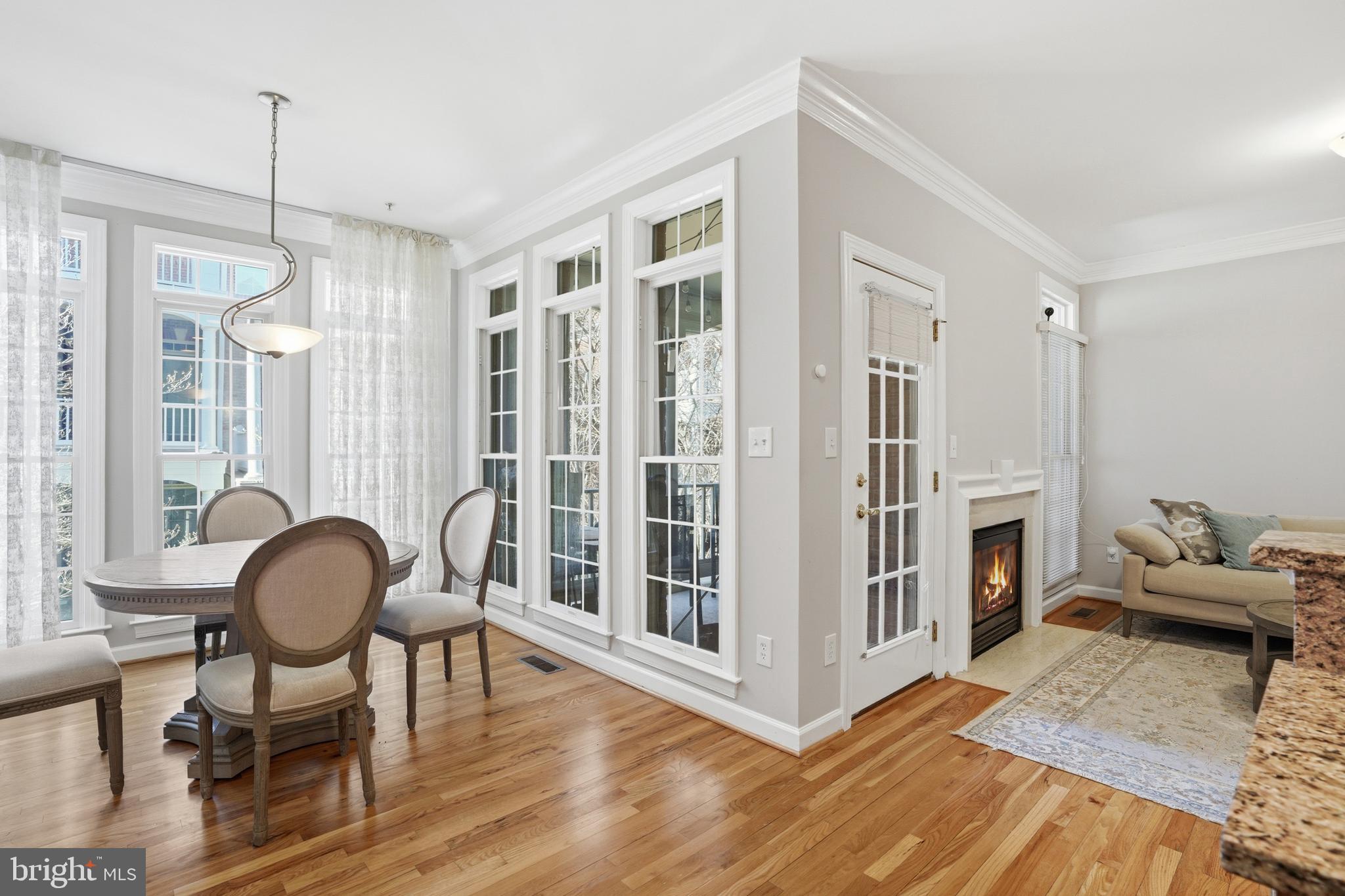 MCLEAN PLACE - Residential