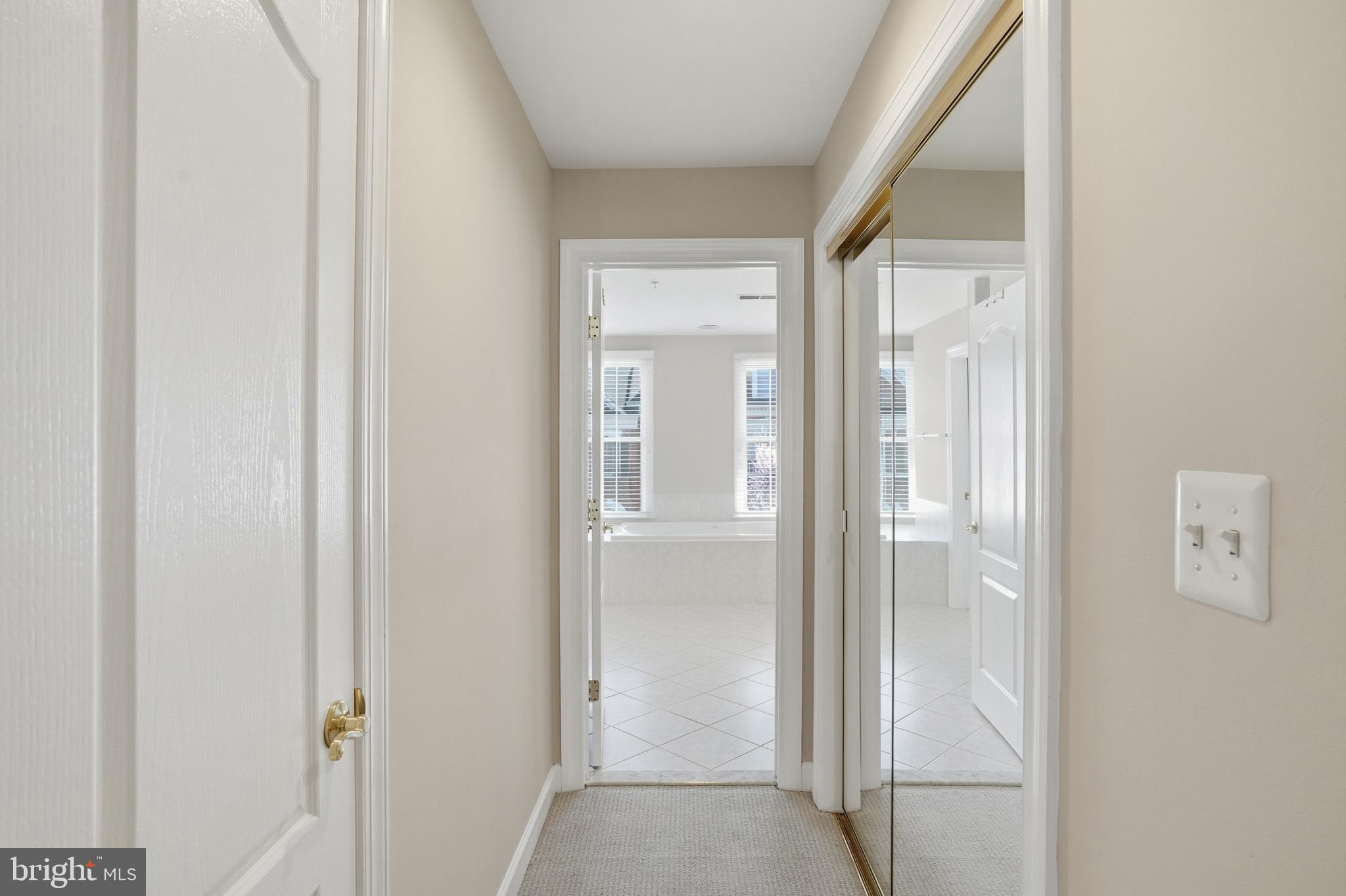 MCLEAN PLACE - Residential