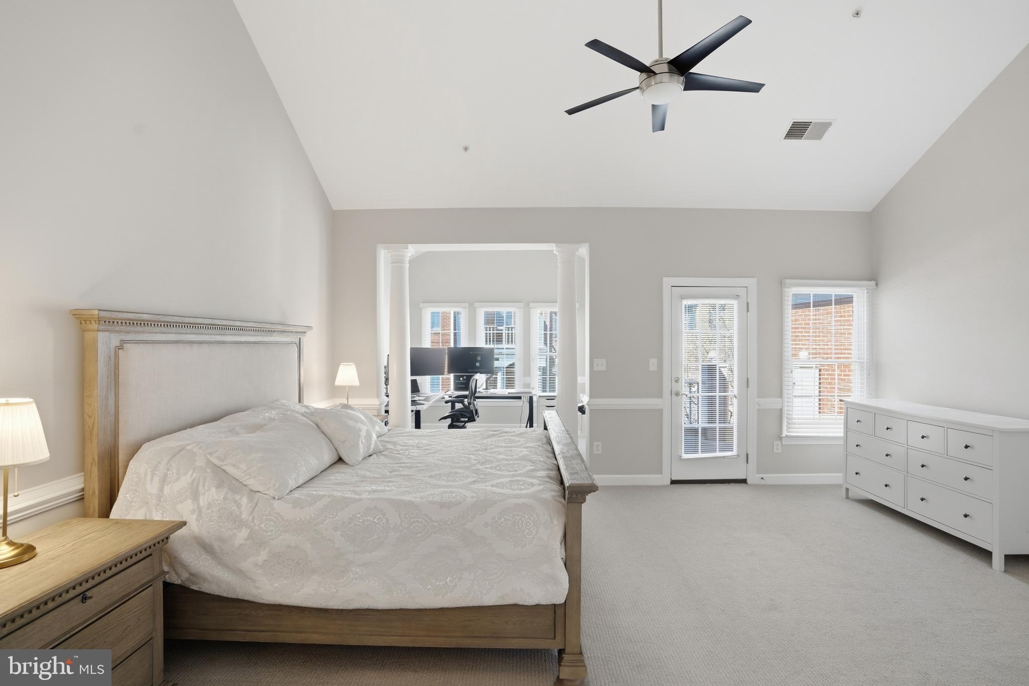 MCLEAN PLACE - Residential