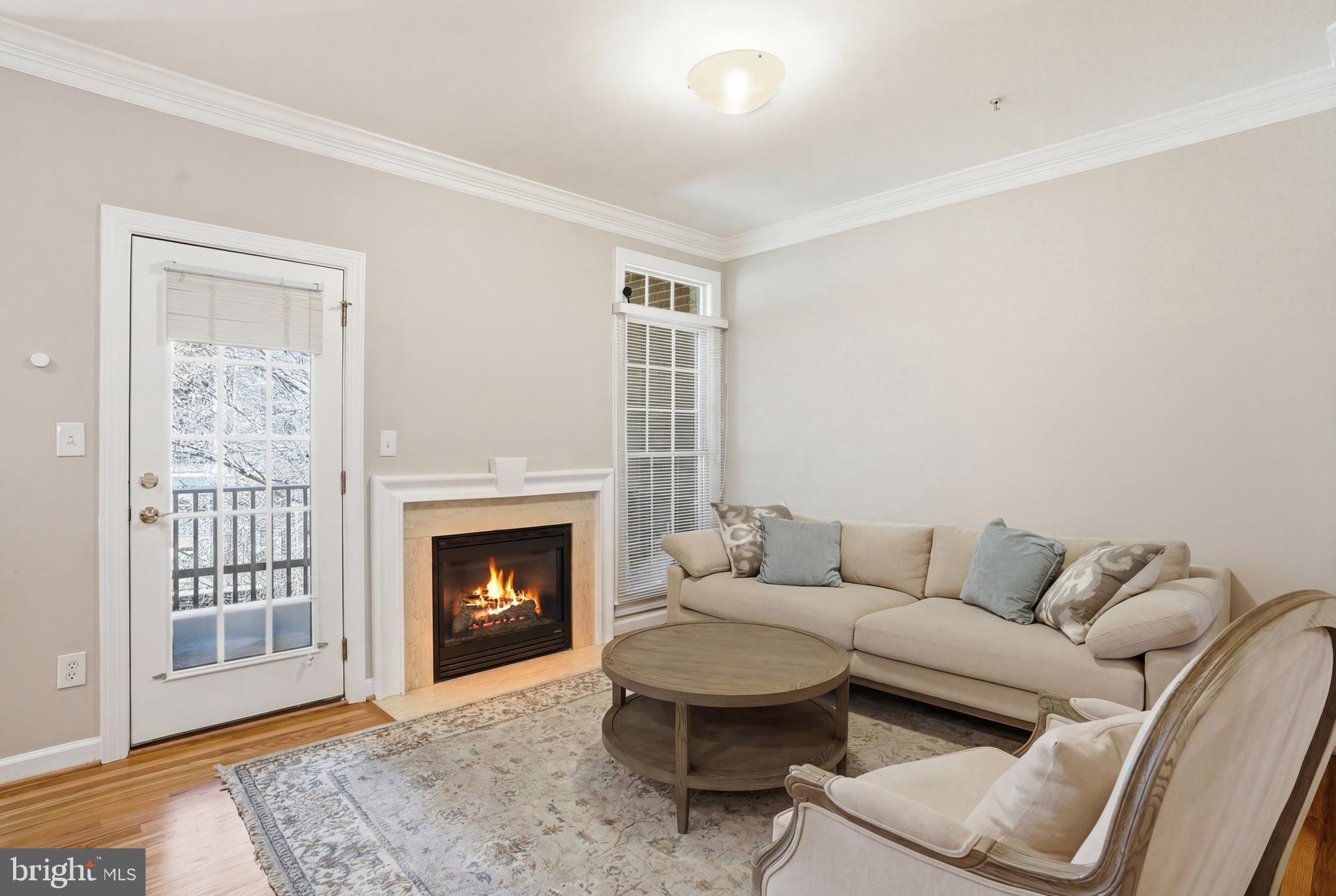 MCLEAN PLACE - Residential