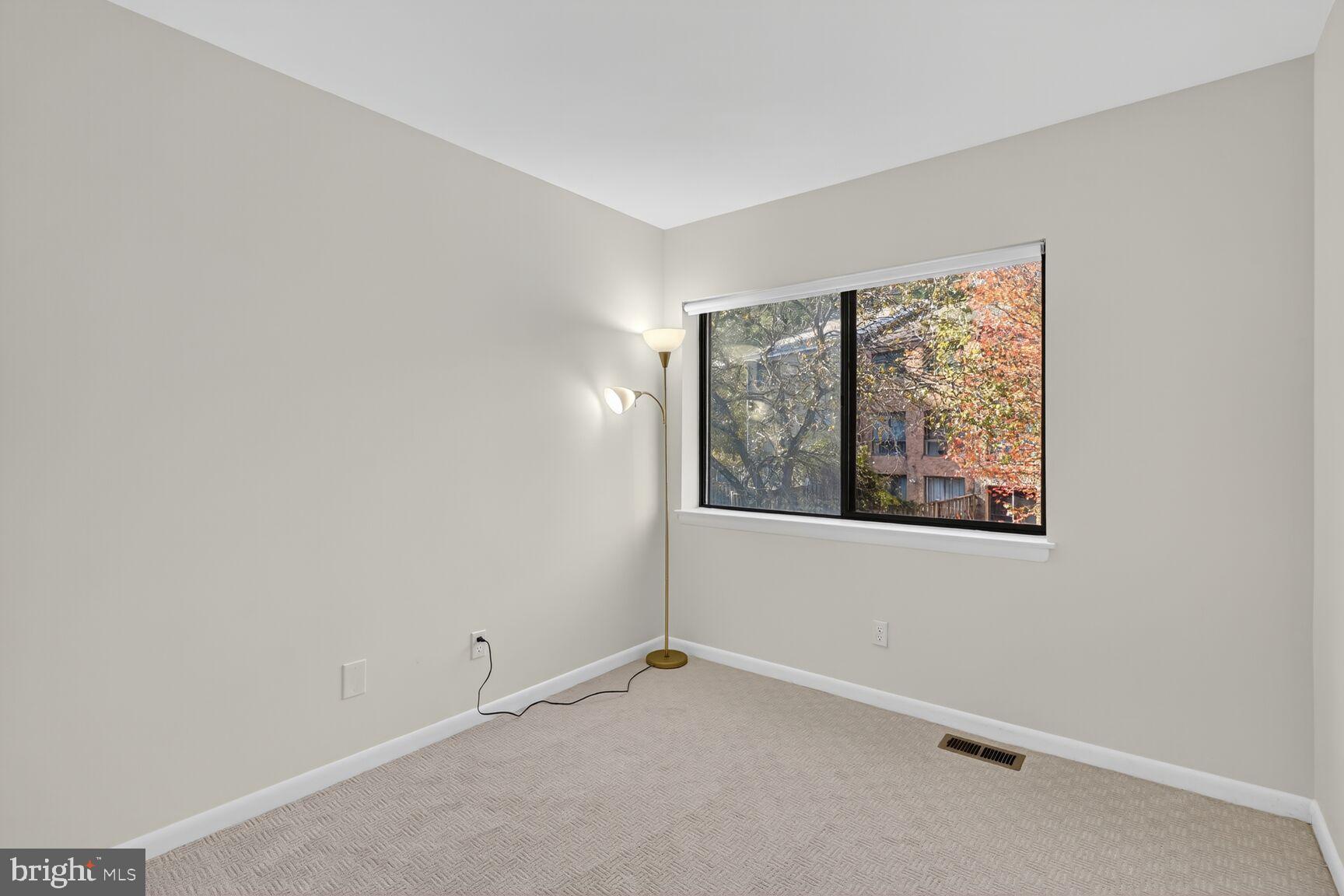 WINDSOR GREEN - Residential