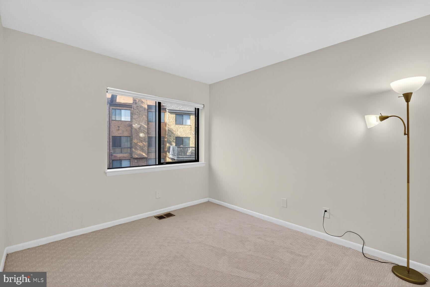 WINDSOR GREEN - Residential