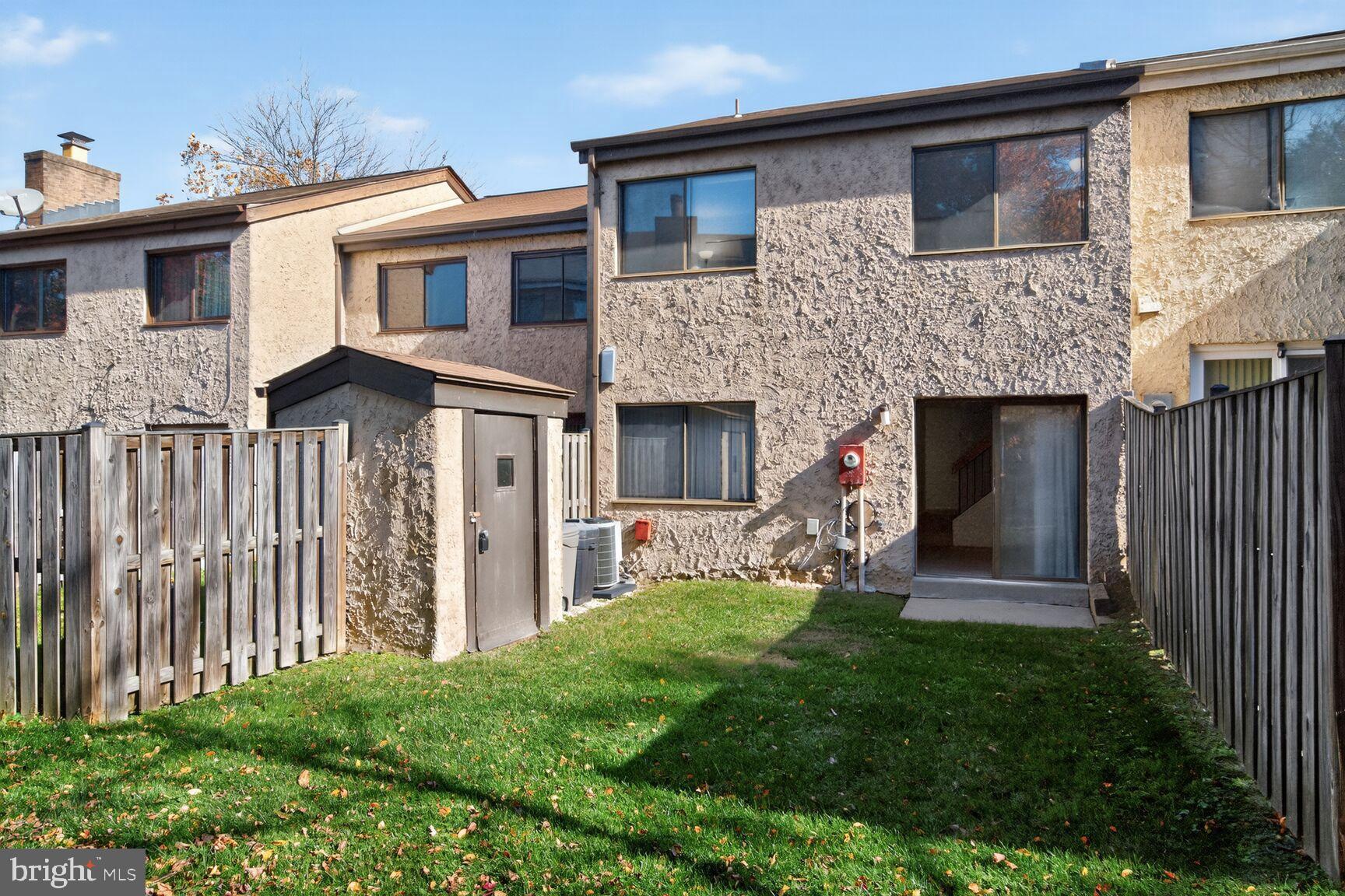 WINDSOR GREEN - Residential