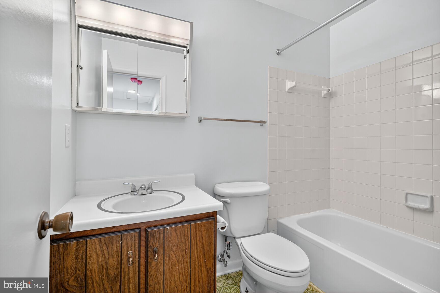 WINDSOR GREEN - Residential