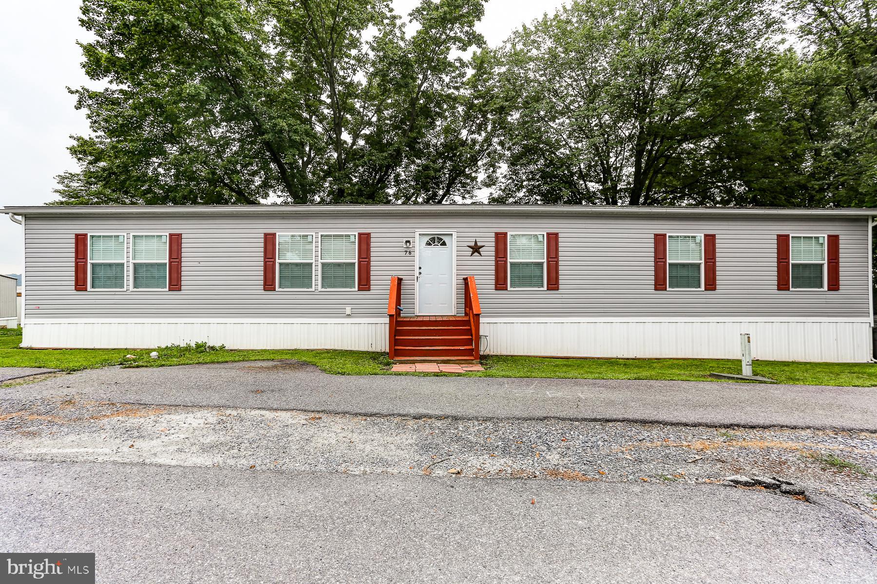 OAK KNOLL ESTATES - Residential