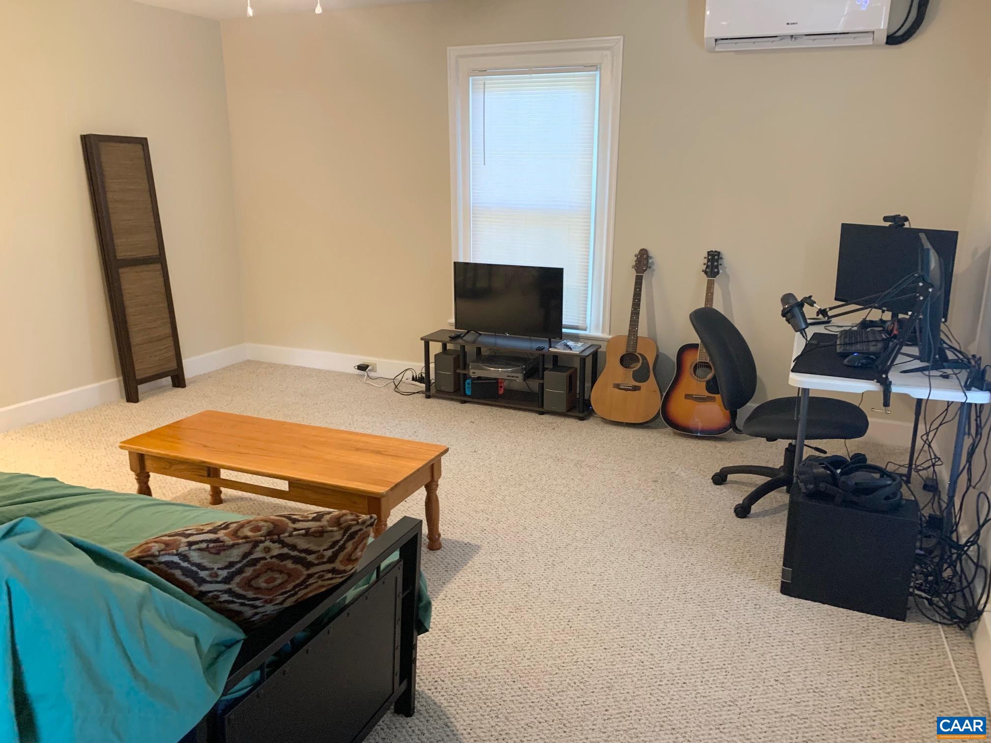 BELMONT - Residential Lease