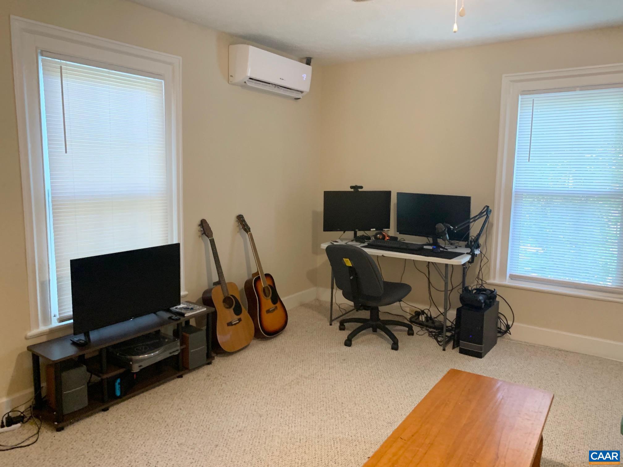 BELMONT - Residential Lease