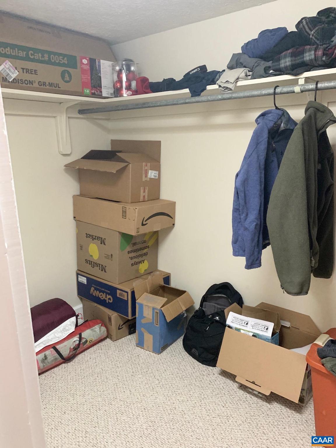 BELMONT - Residential Lease