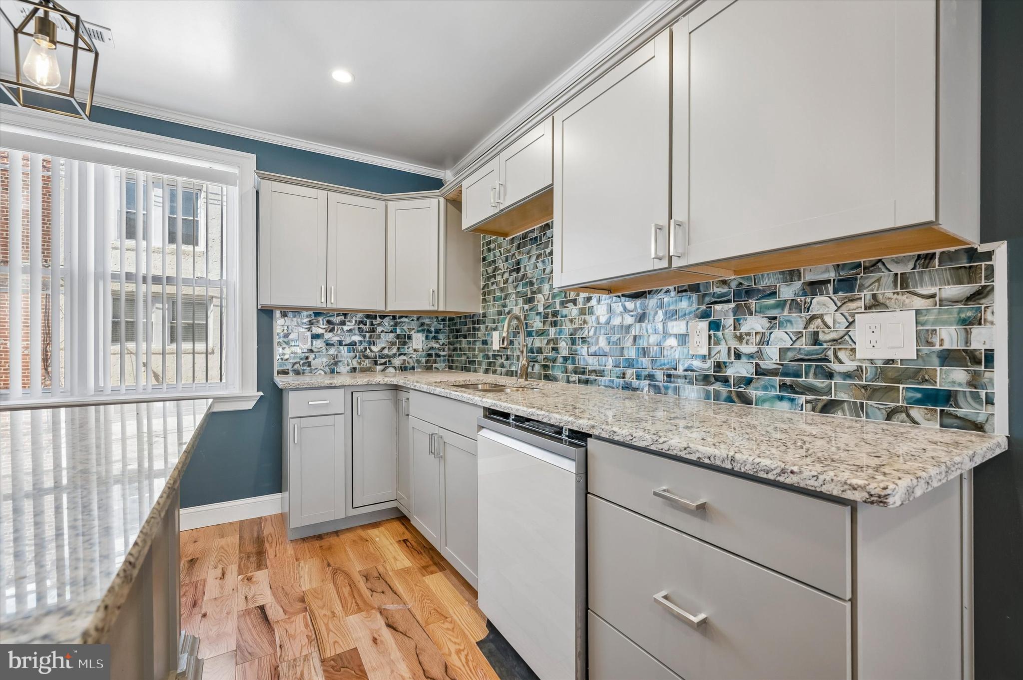 WEST OAK LANE - Residential
