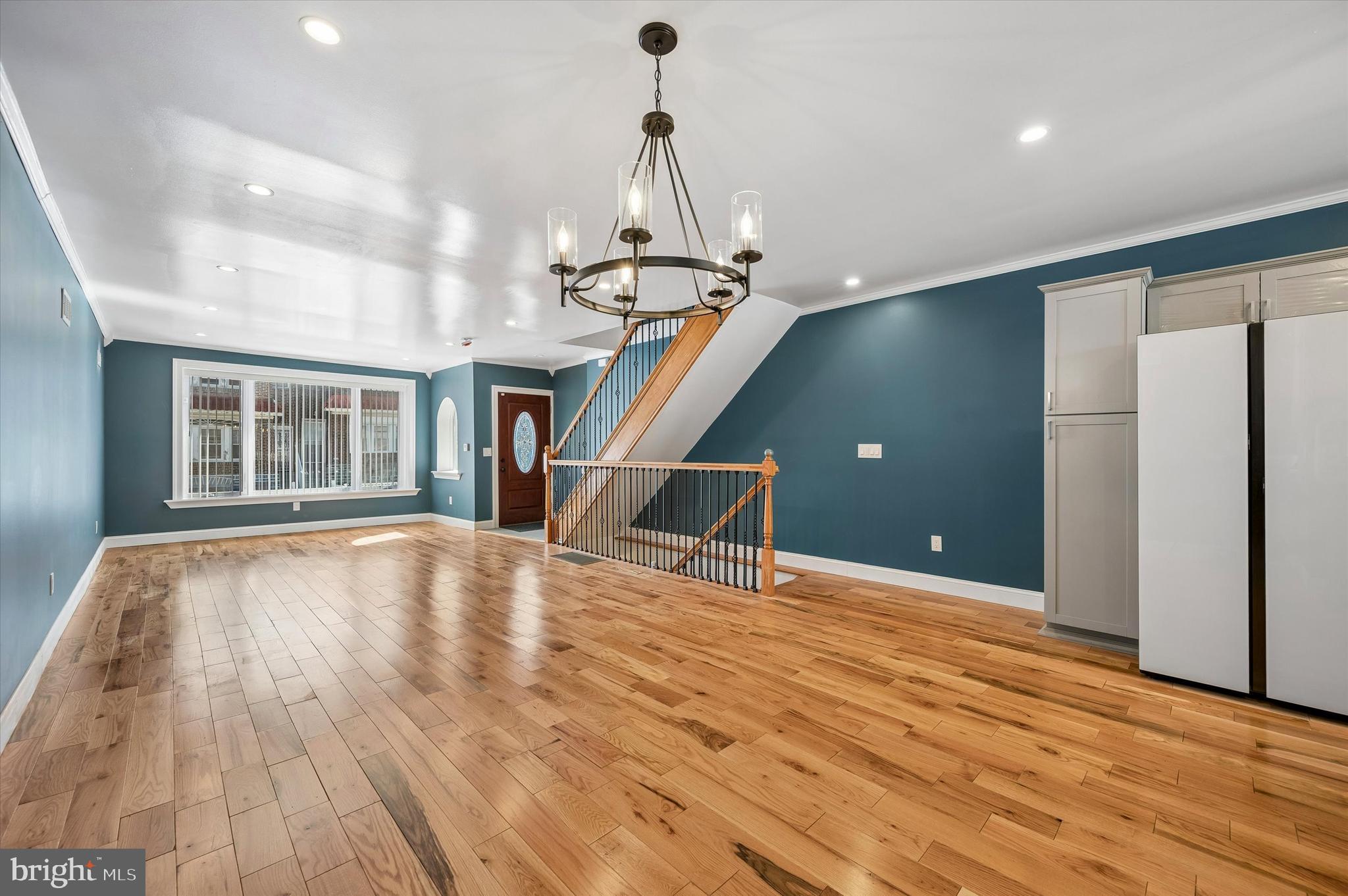 WEST OAK LANE - Residential
