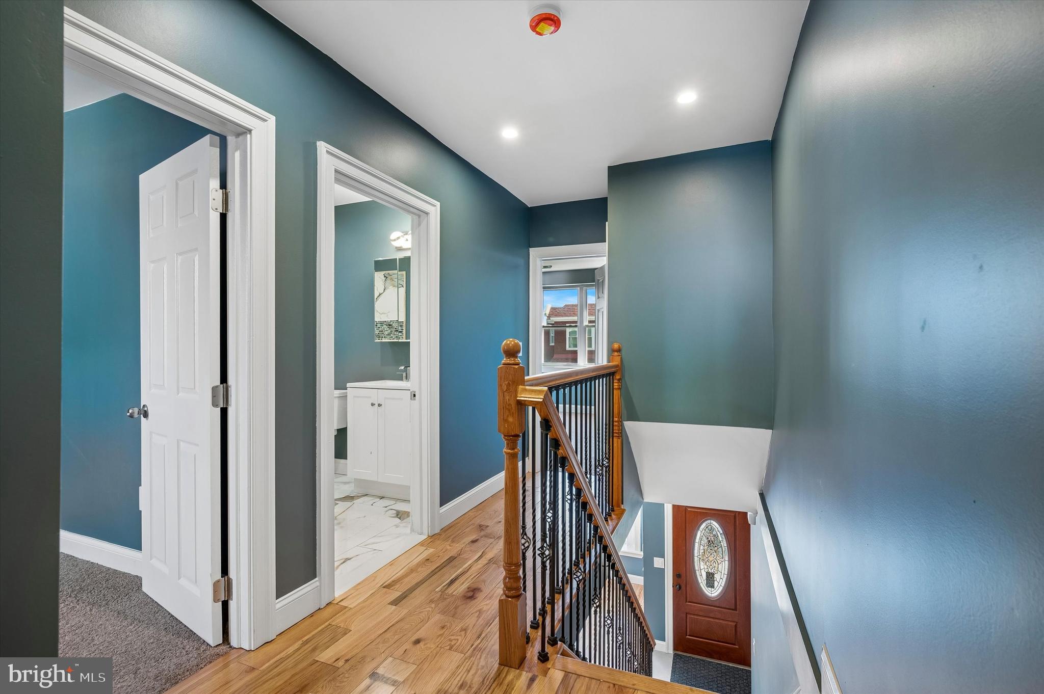 WEST OAK LANE - Residential