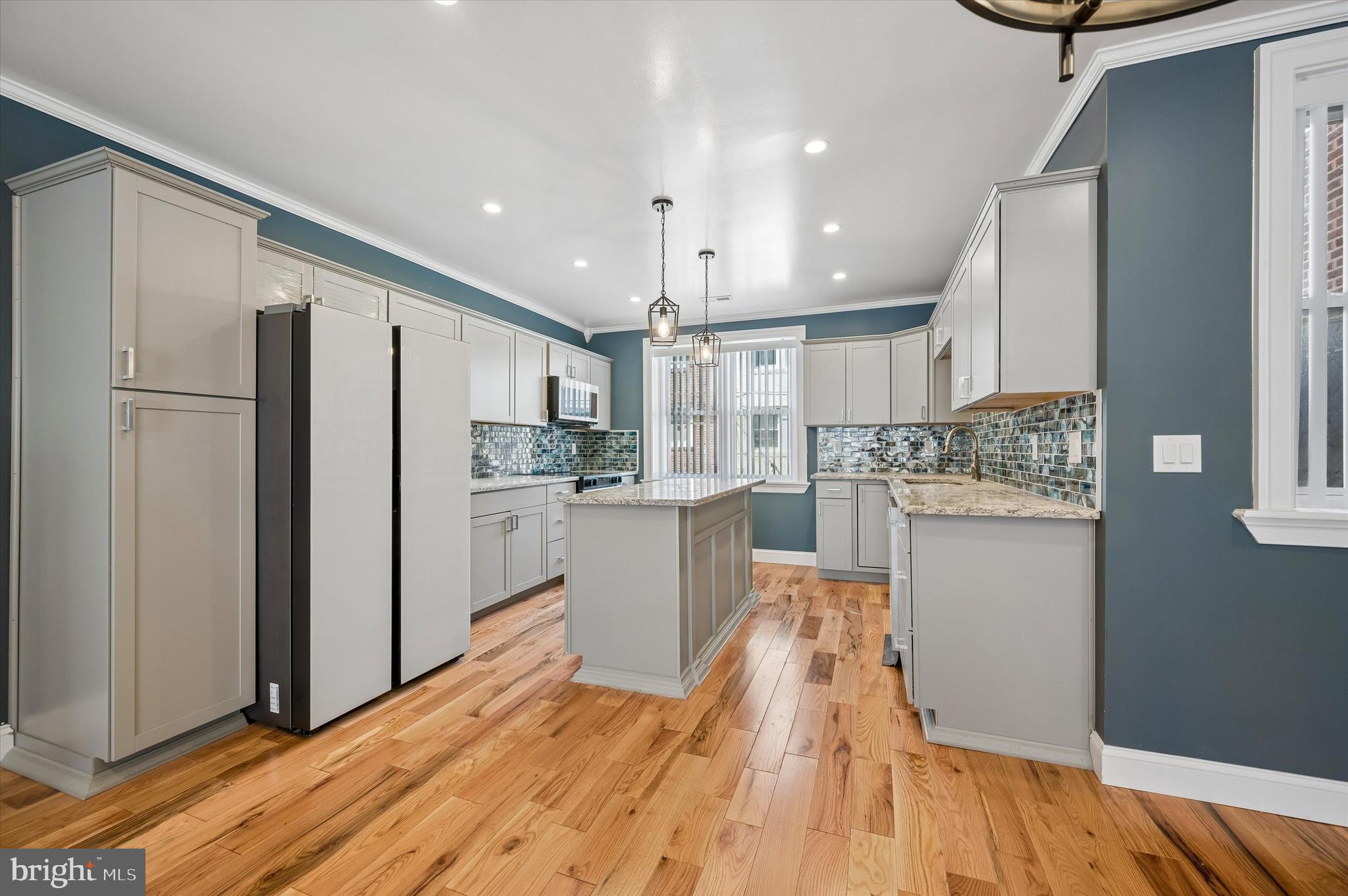 WEST OAK LANE - Residential