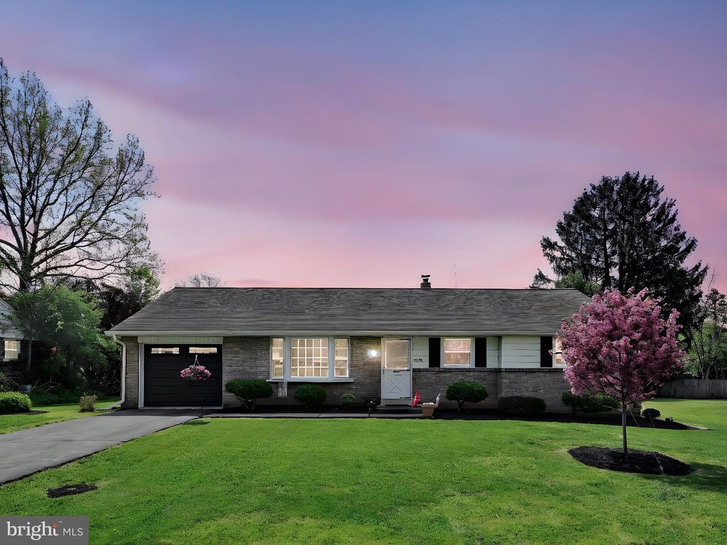 Photo of 2730 Kimberly Road, LANCASTER, PA 17603 (MLS # PALA2069172)