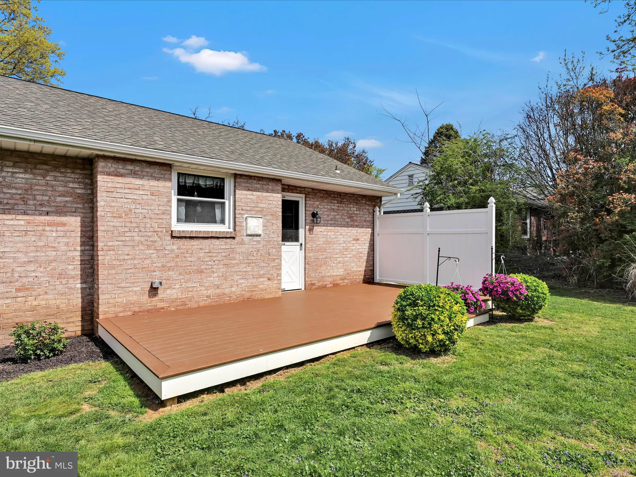 Lancaster, Pennsylvania 17603, United States, 3 Bedrooms Bedrooms, ,1 BathroomBathrooms,Residential,Pending,131810