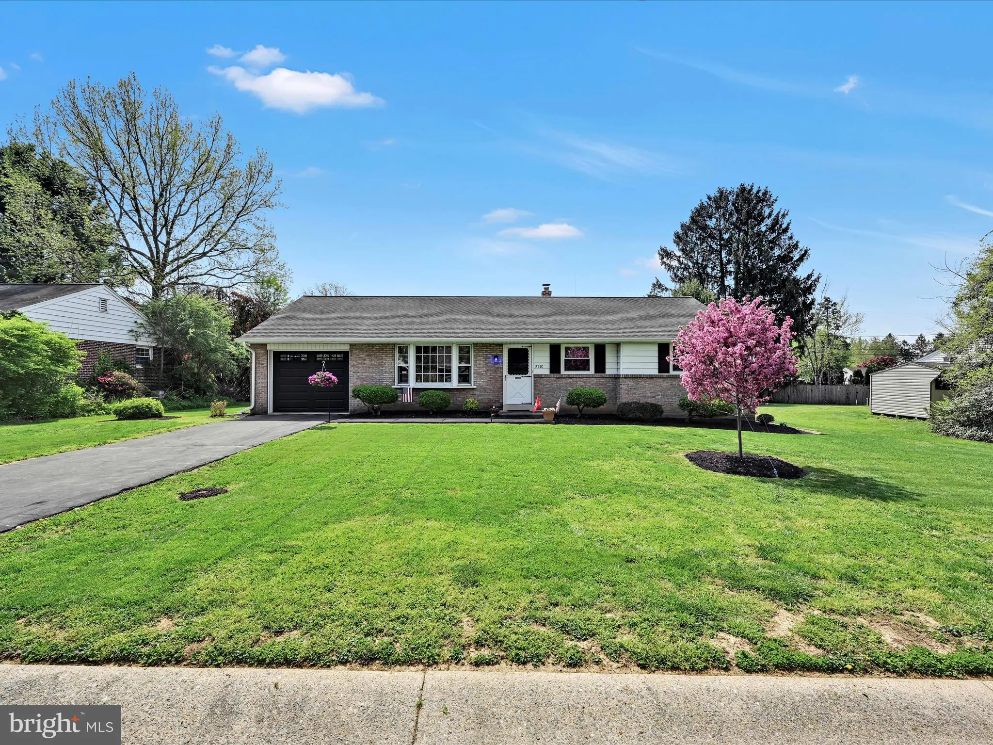 Lancaster, Pennsylvania 17603, United States, 3 Bedrooms Bedrooms, ,1 BathroomBathrooms,Residential,Pending,131810