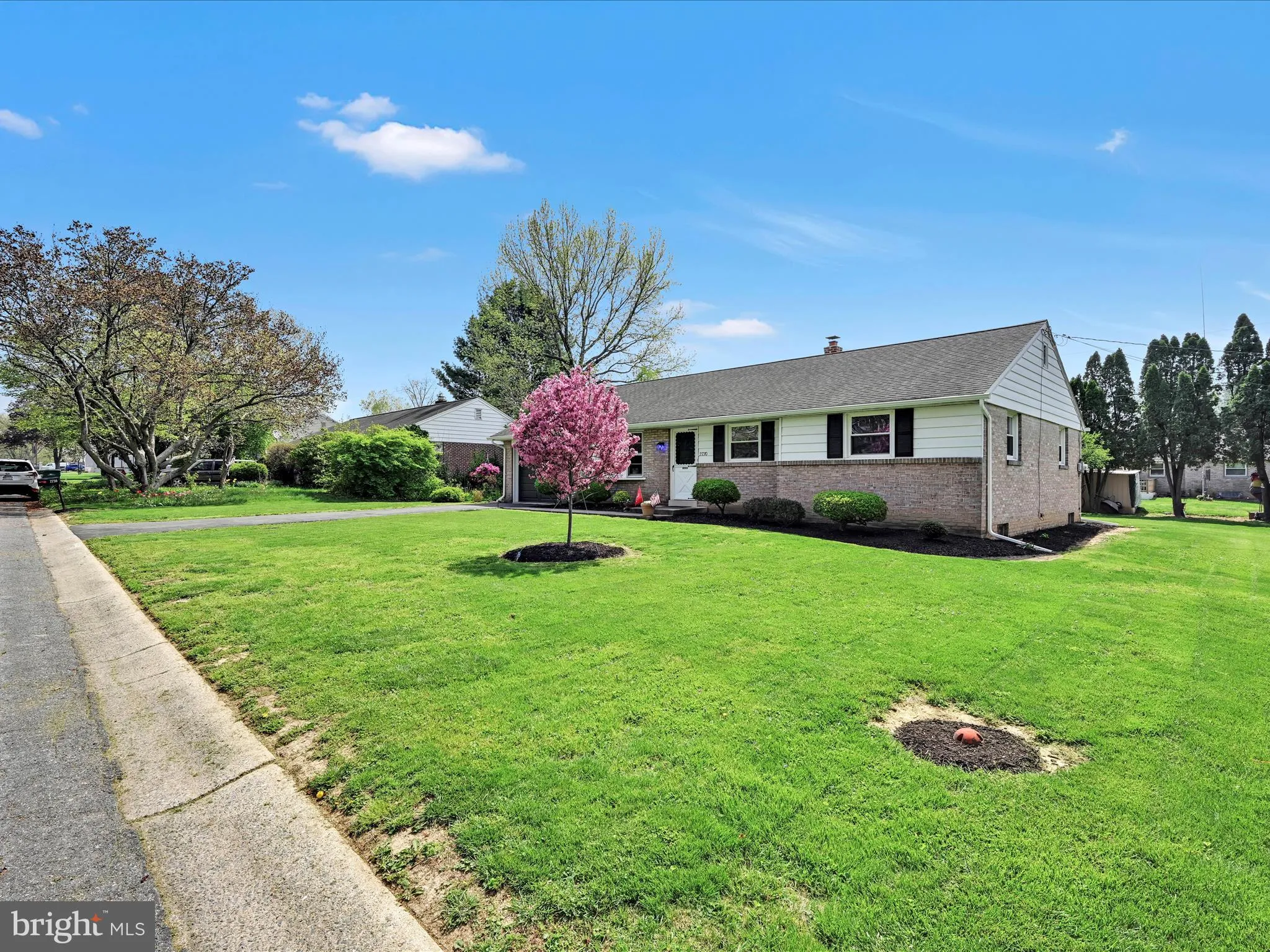 Lancaster, Pennsylvania 17603, United States, 3 Bedrooms Bedrooms, ,1 BathroomBathrooms,Residential,Pending,131810