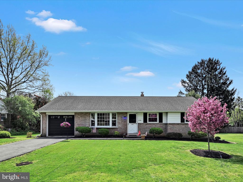 Photo of 2730 Kimberly Road, LANCASTER, PA 17603 (MLS # PALA2069172)