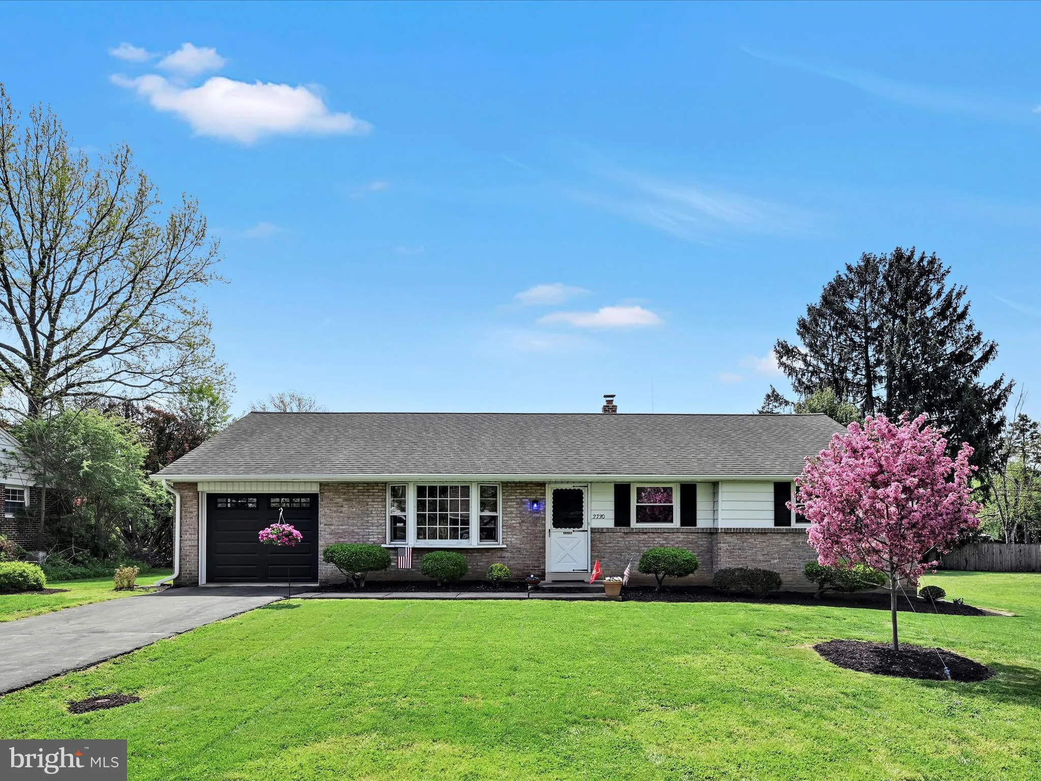 Lancaster, Pennsylvania 17603, United States, 3 Bedrooms Bedrooms, ,1 BathroomBathrooms,Residential,Pending,131810