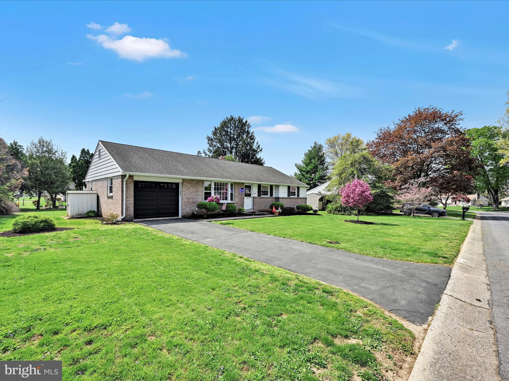 Lancaster, Pennsylvania 17603, United States, 3 Bedrooms Bedrooms, ,1 BathroomBathrooms,Residential,Pending,131810