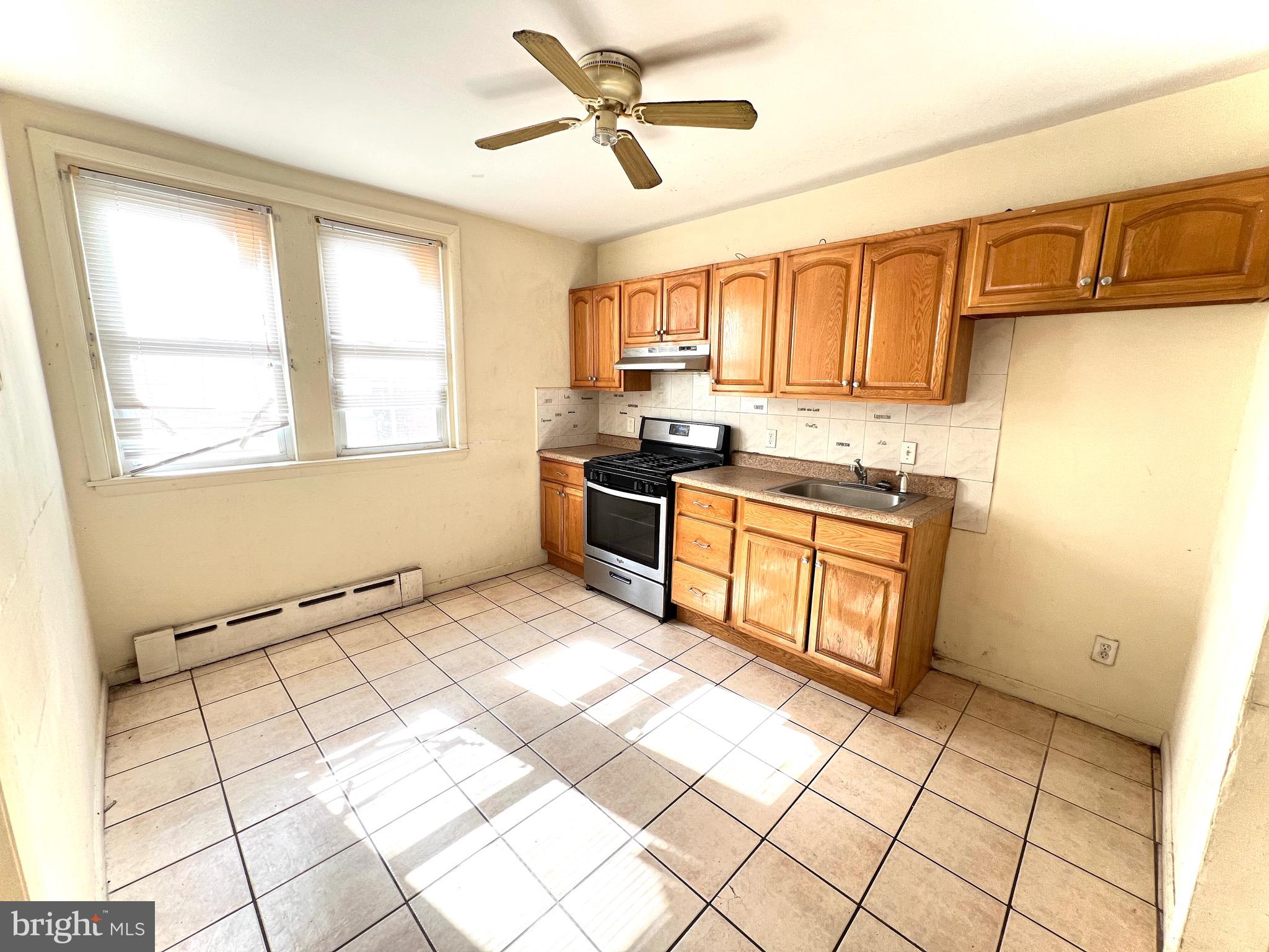 LAWNCREST - Residential