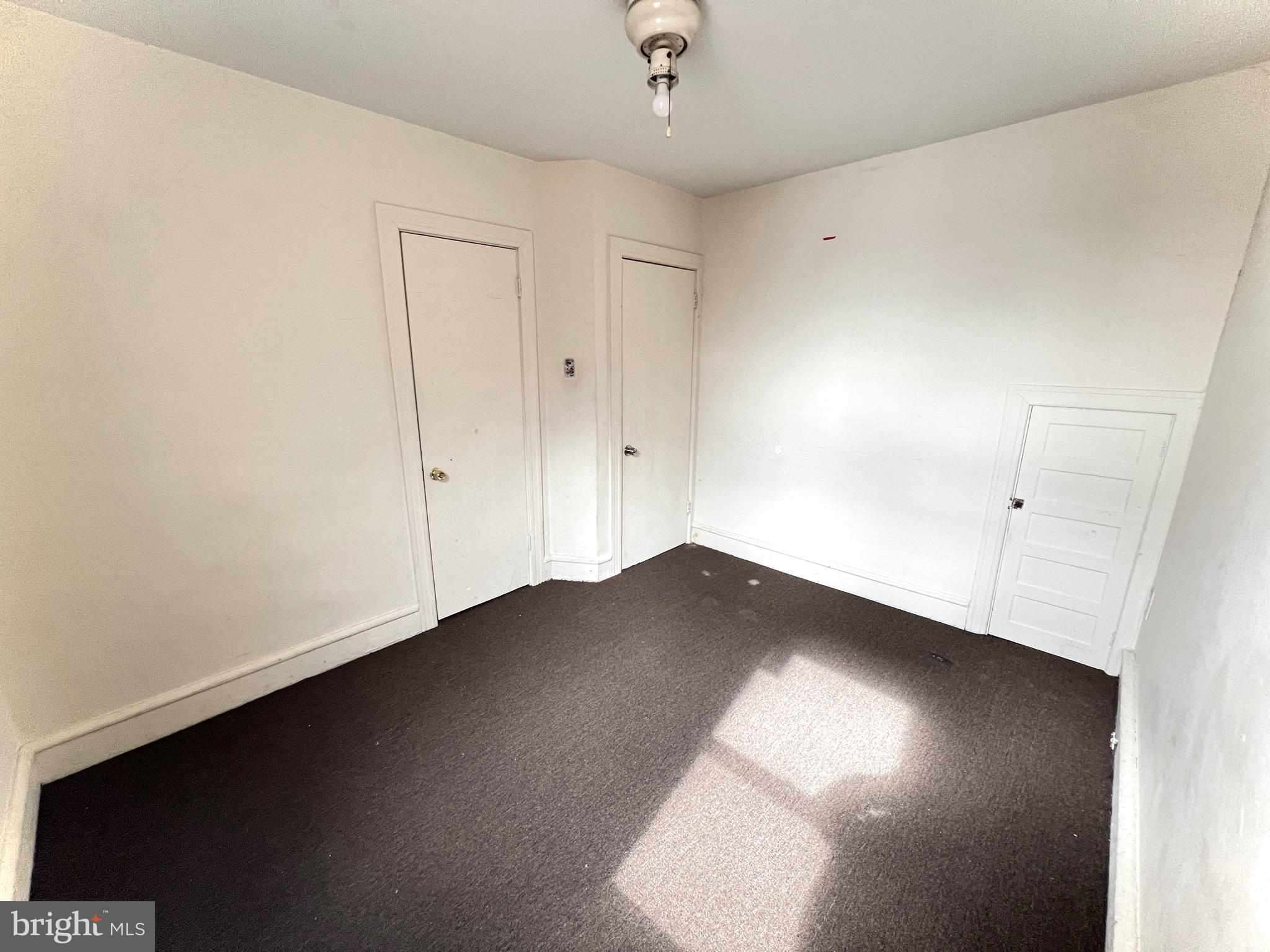 LAWNCREST - Residential