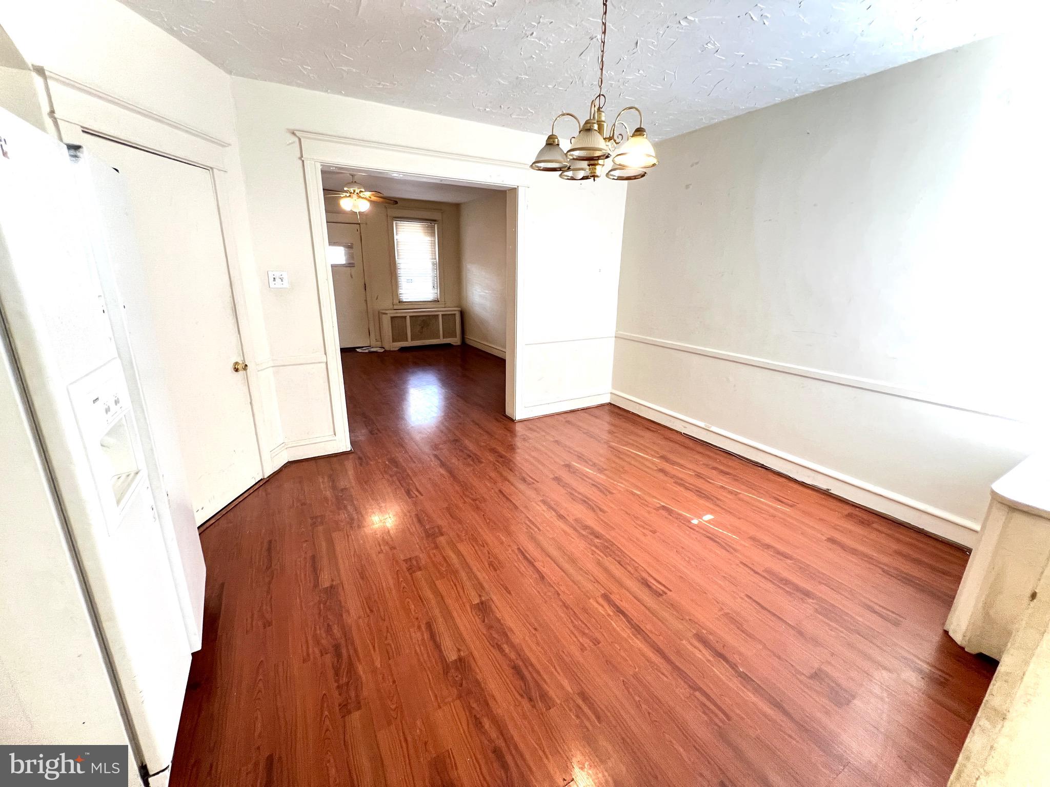 LAWNCREST - Residential