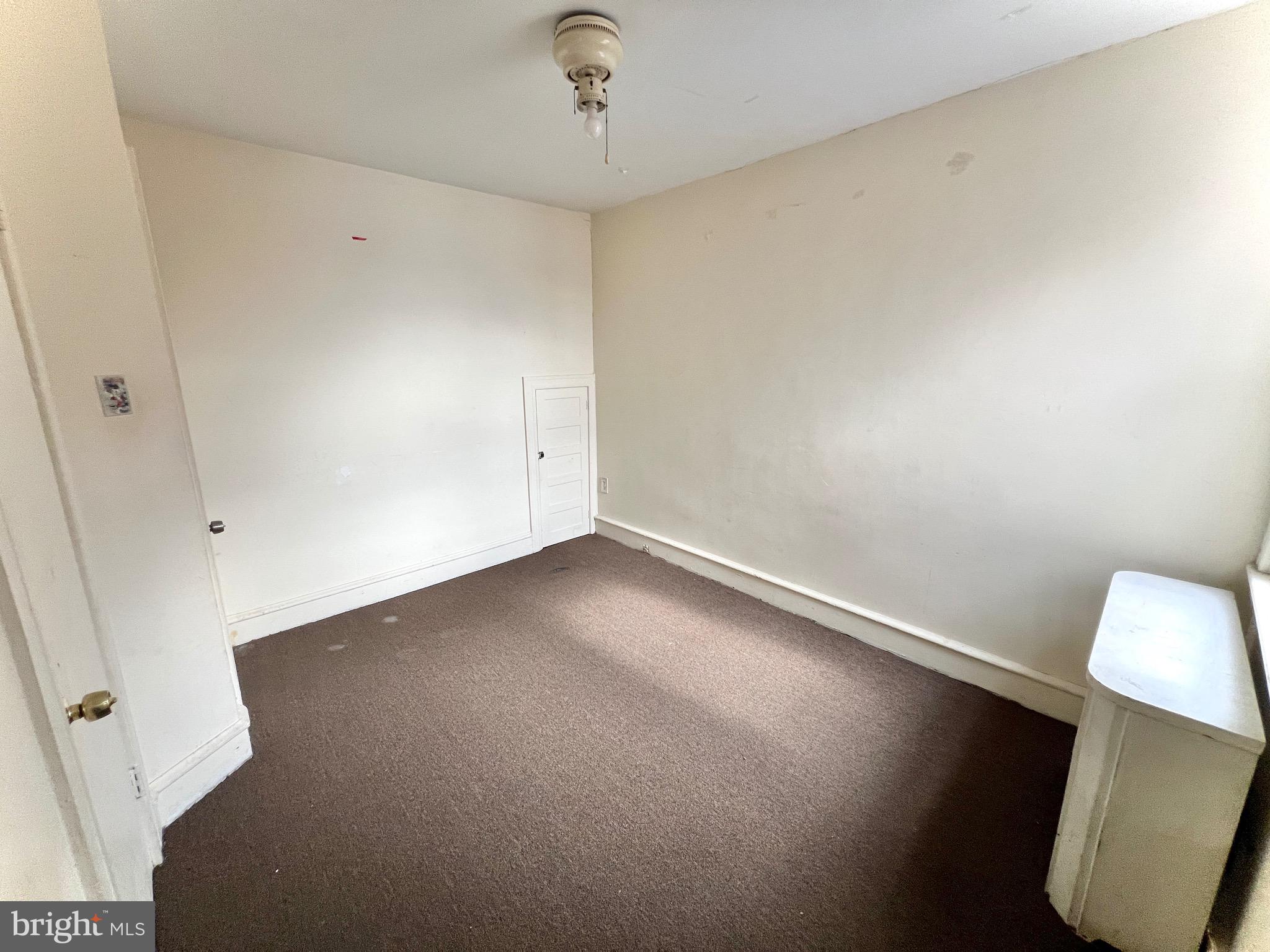 LAWNCREST - Residential