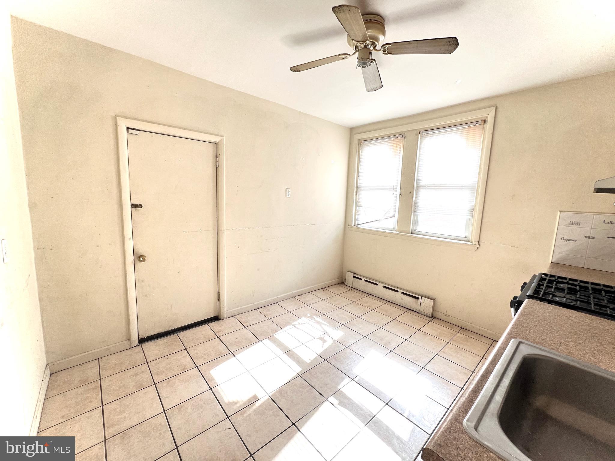 LAWNCREST - Residential