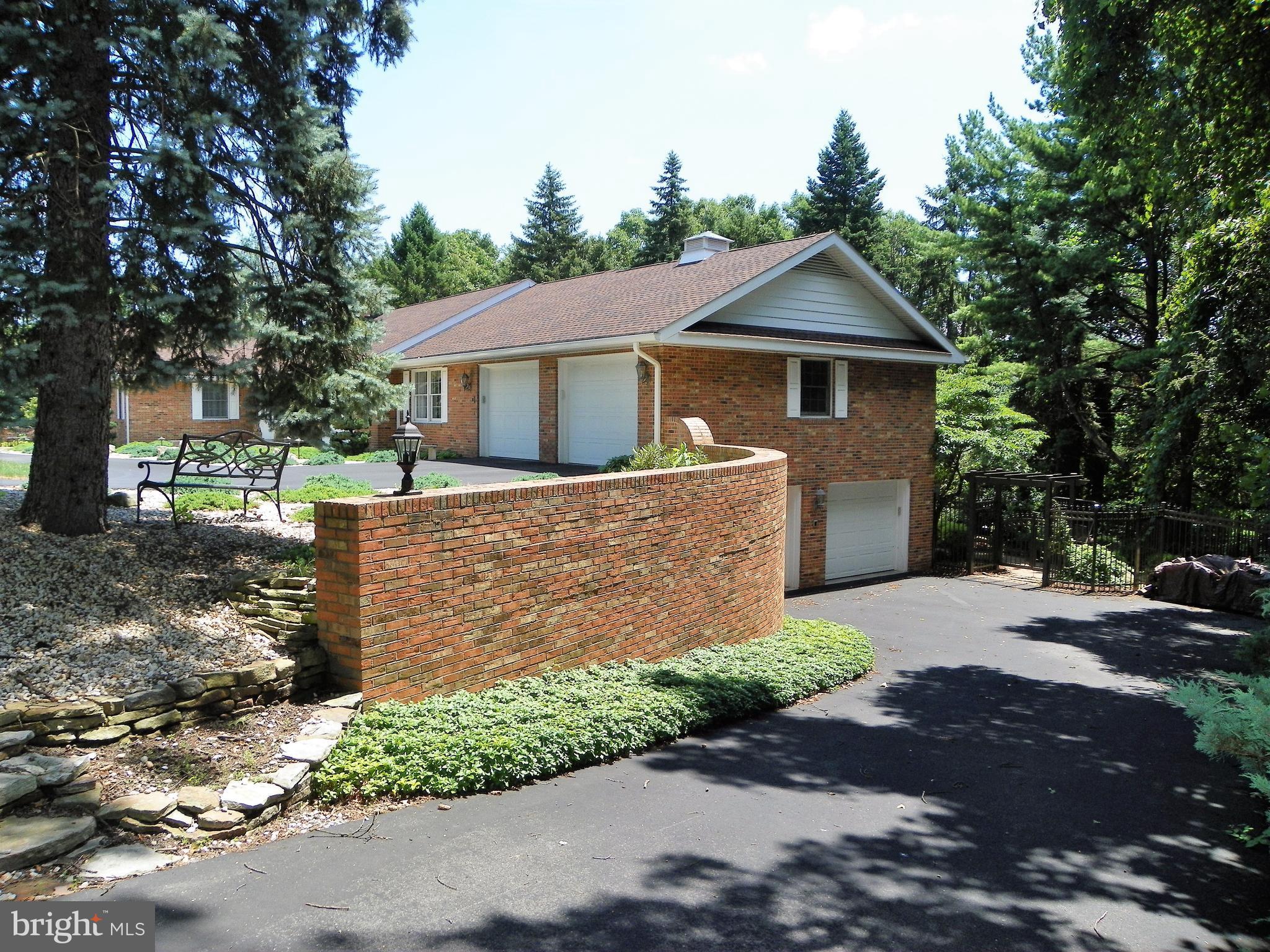 LYNNWOOD - Residential