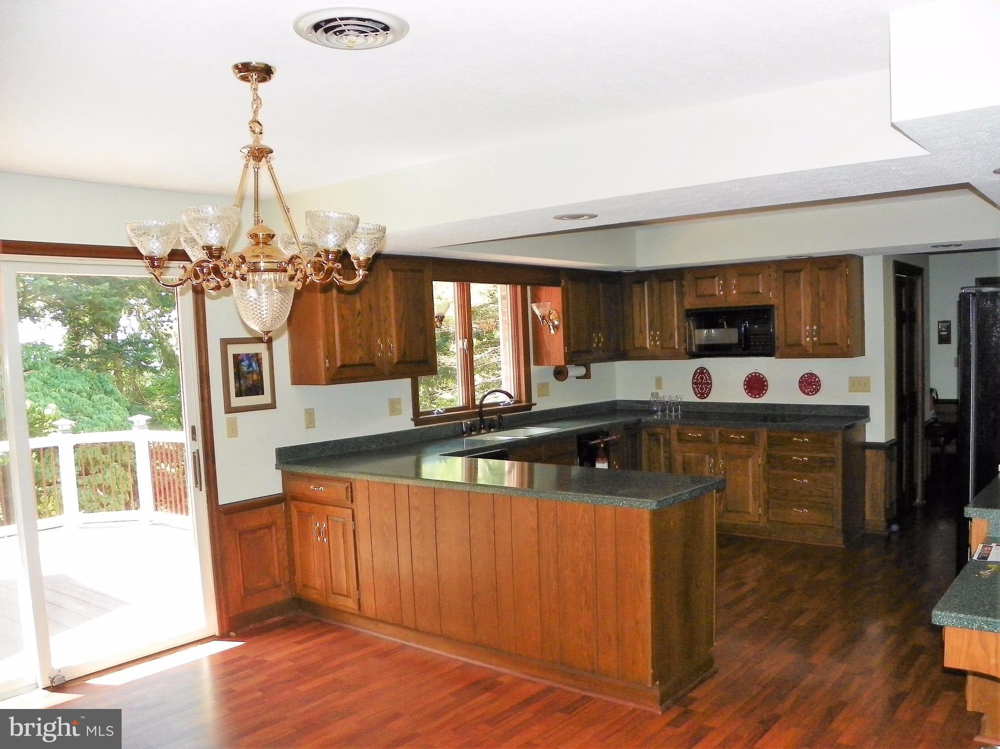 LYNNWOOD - Residential