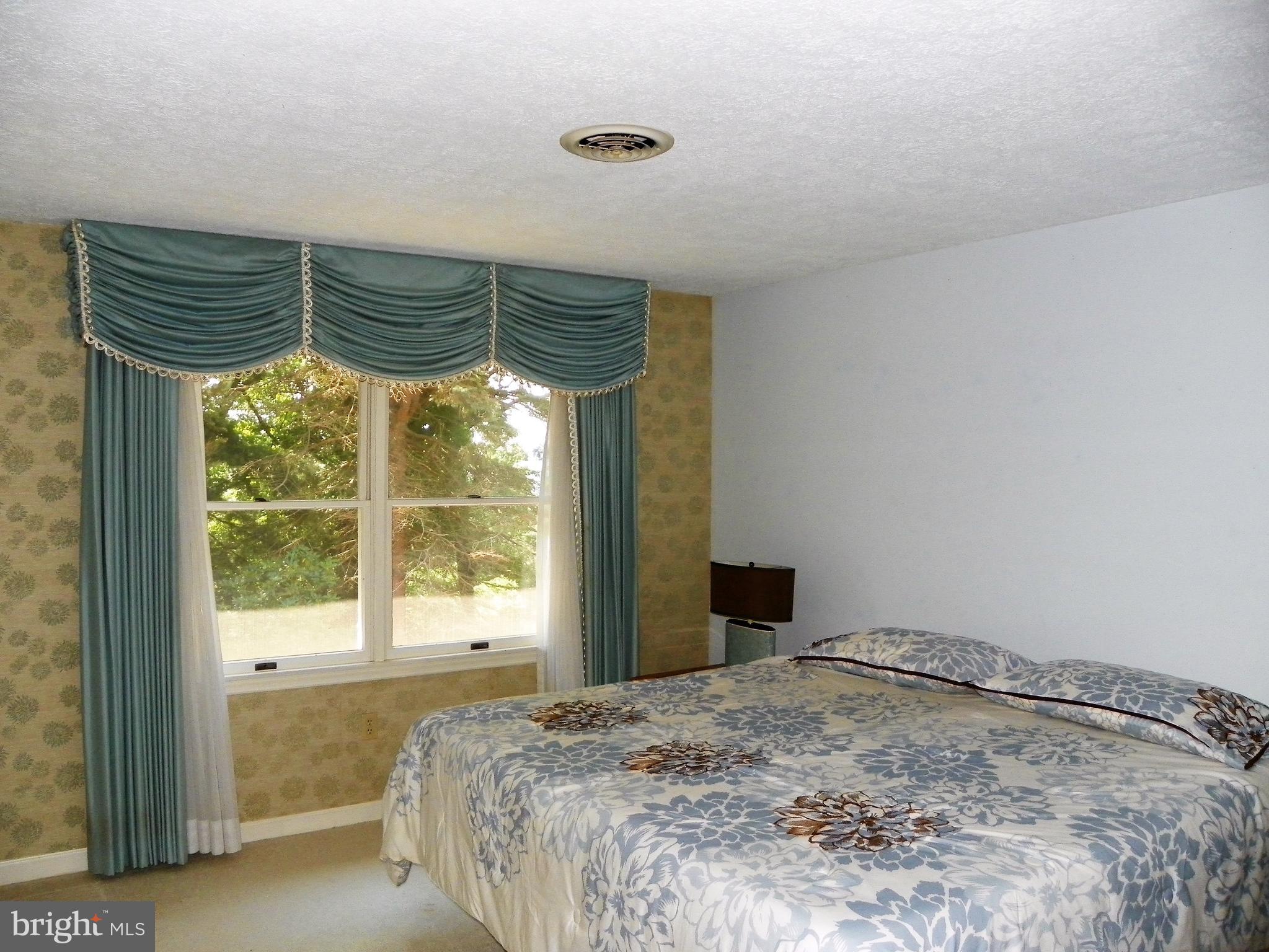 LYNNWOOD - Residential