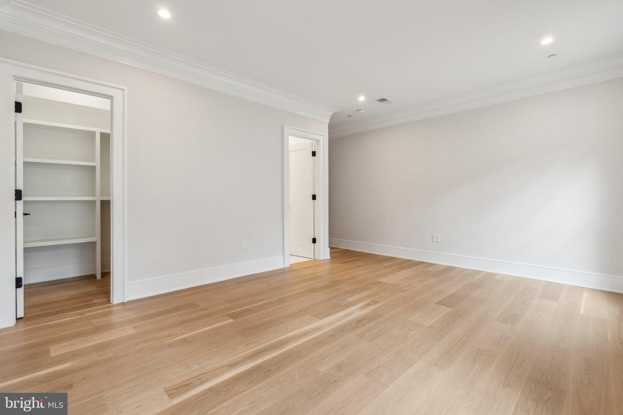 GLEN ECHO HEIGHTS - Residential