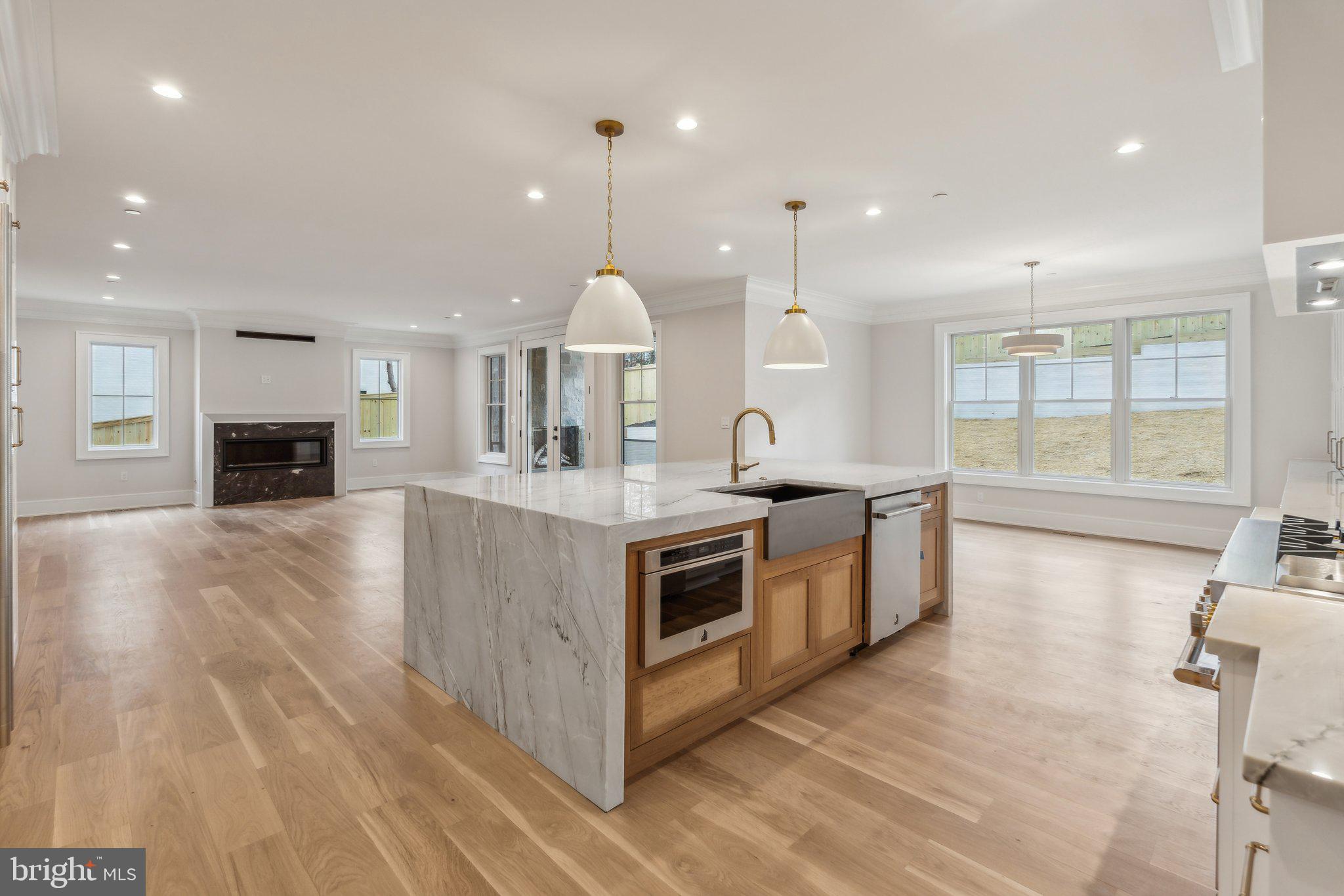 GLEN ECHO HEIGHTS - Residential