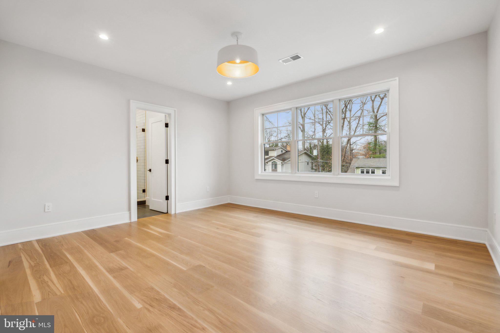 GLEN ECHO HEIGHTS - Residential