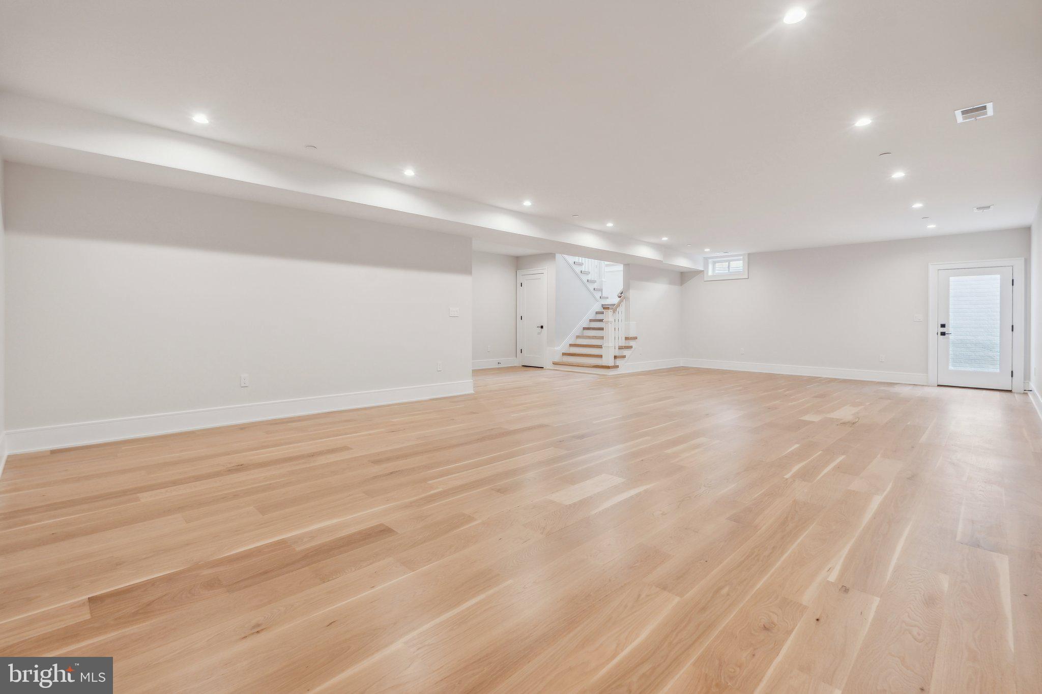 GLEN ECHO HEIGHTS - Residential