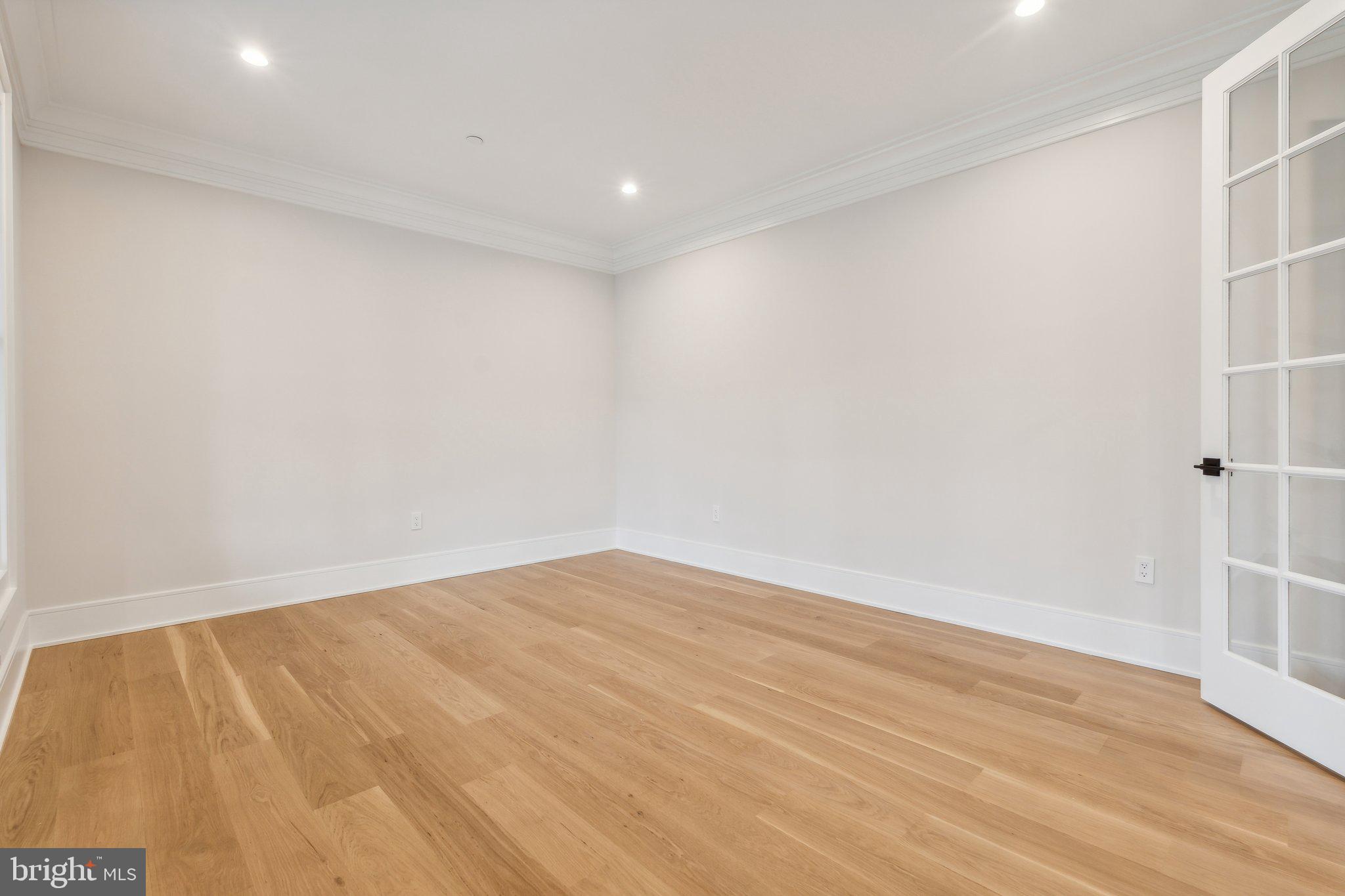 GLEN ECHO HEIGHTS - Residential