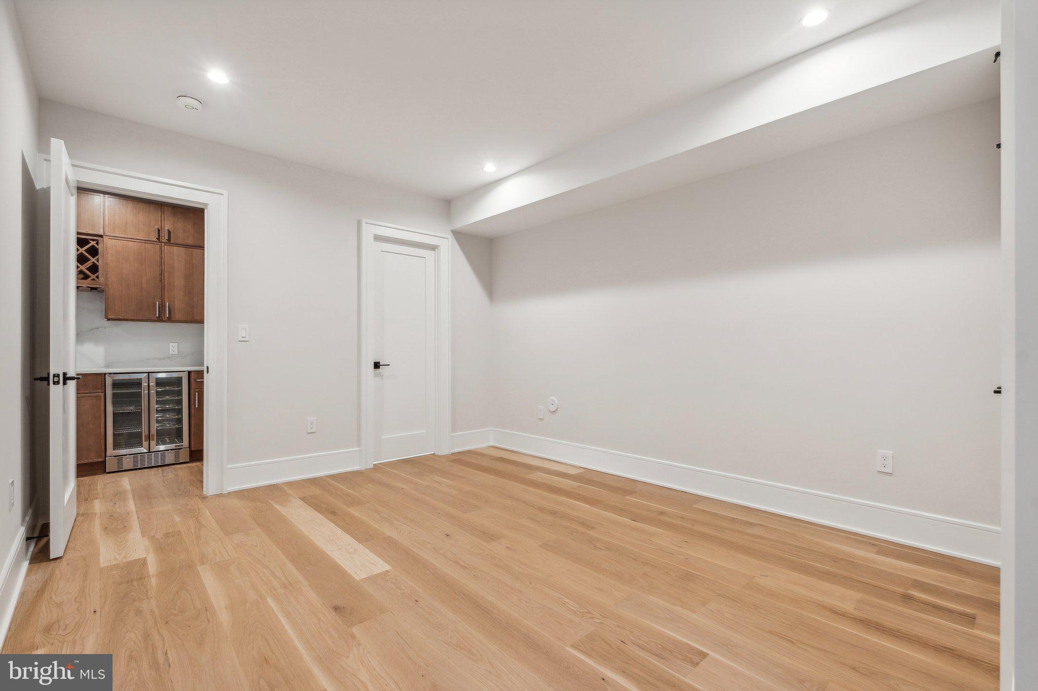 GLEN ECHO HEIGHTS - Residential